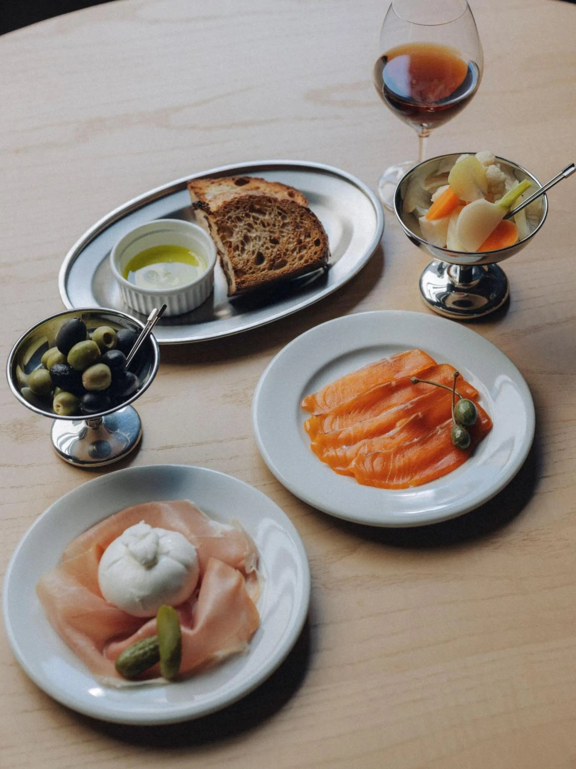 Restaurant/places to eat in Hotel K5