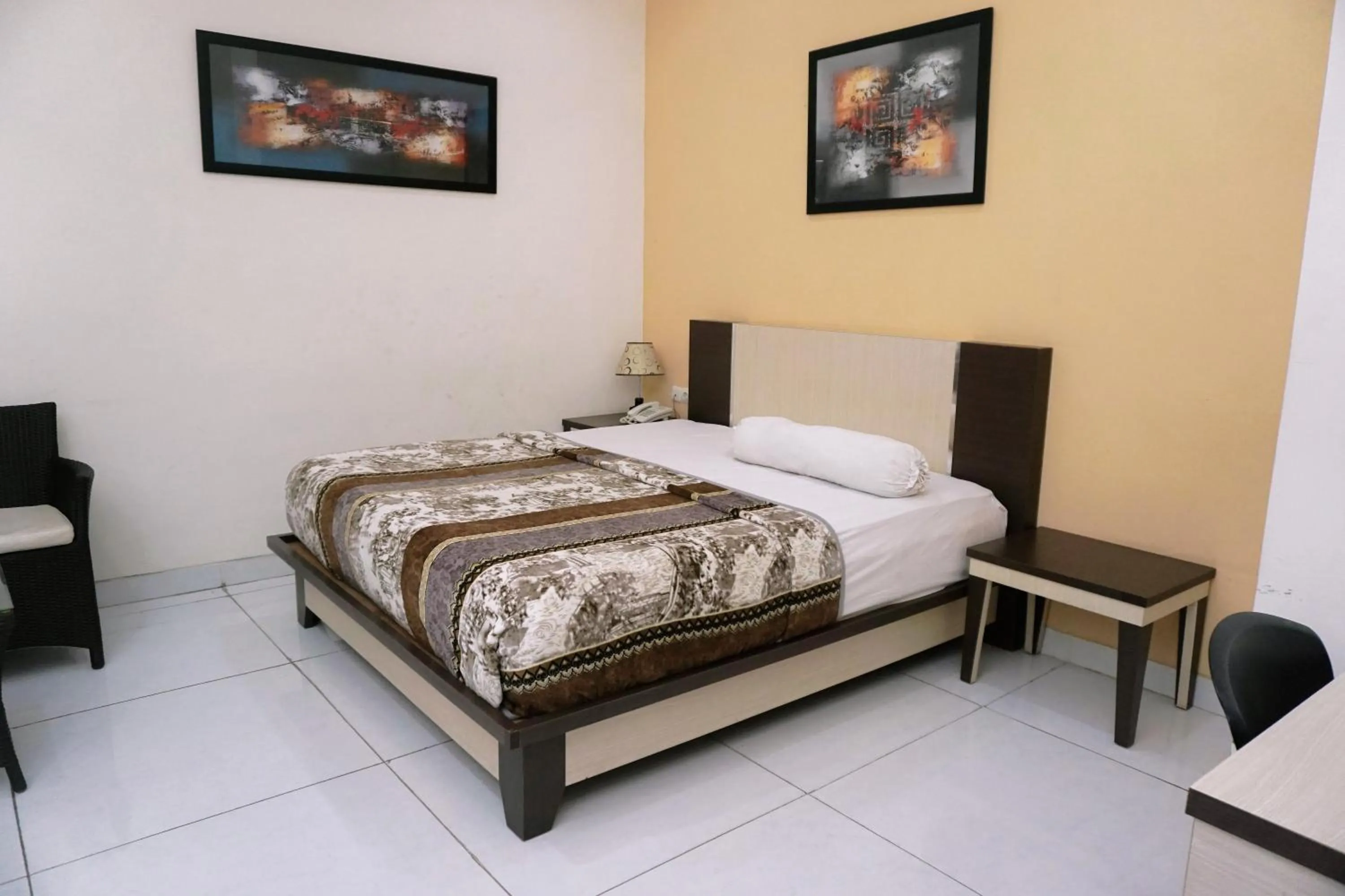 Bedroom, Bed in Musdalifah Hotel