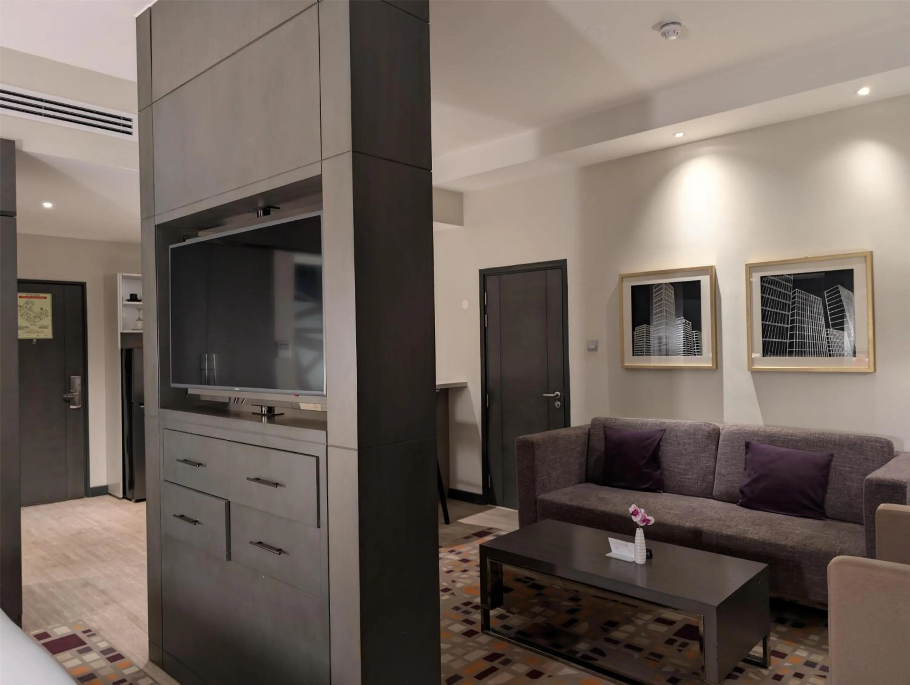 Photo of the whole room in Best Western Premier Westlands