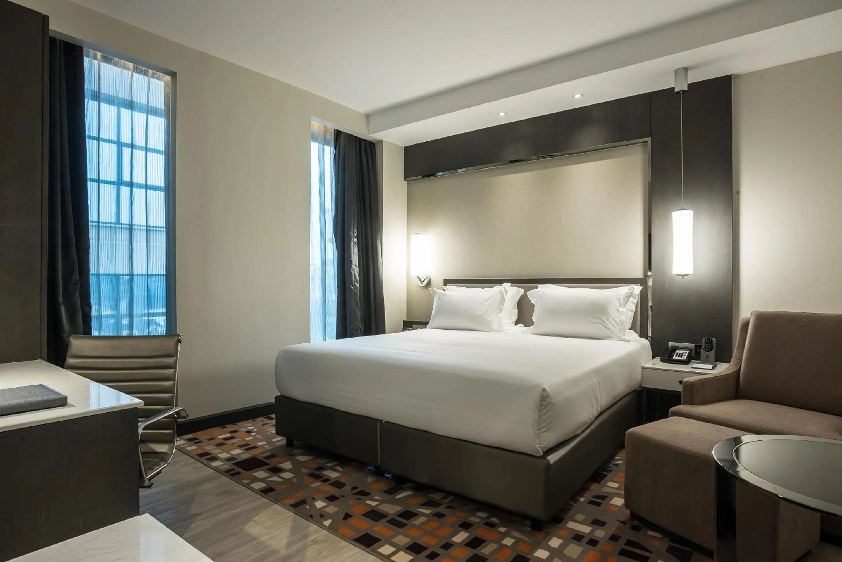 Bed in Best Western Premier Westlands