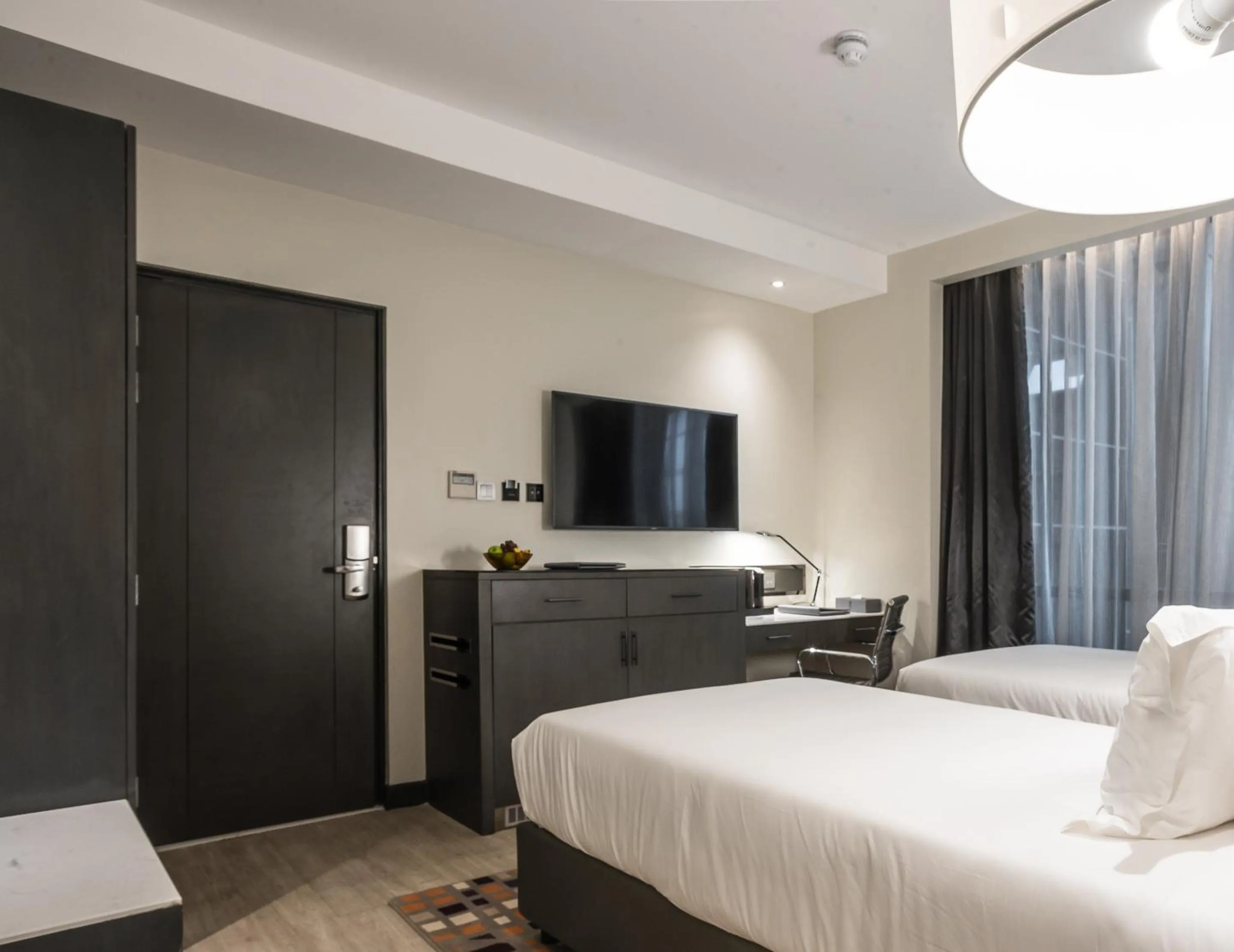 Bed in Best Western Premier Westlands