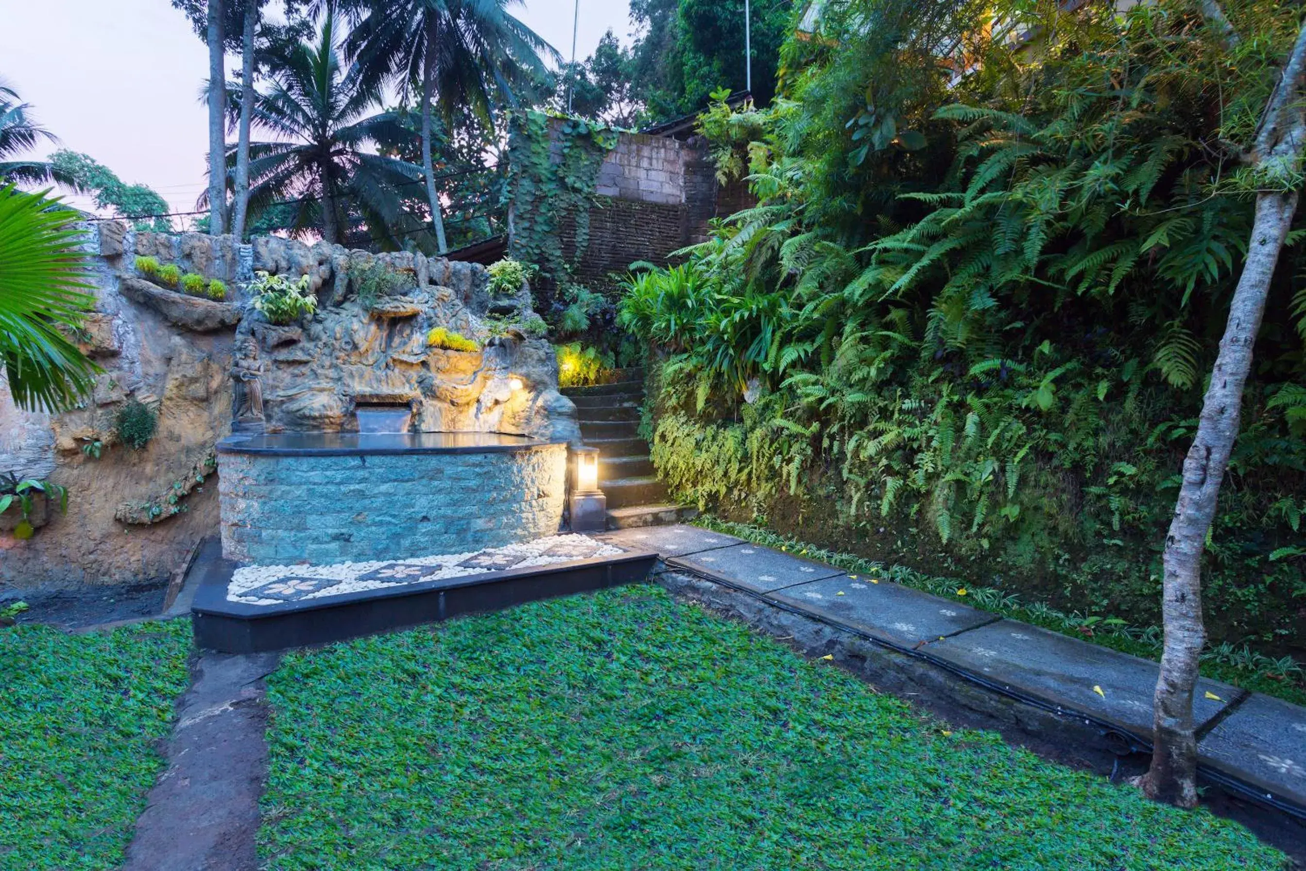 Garden in Ani's Villas