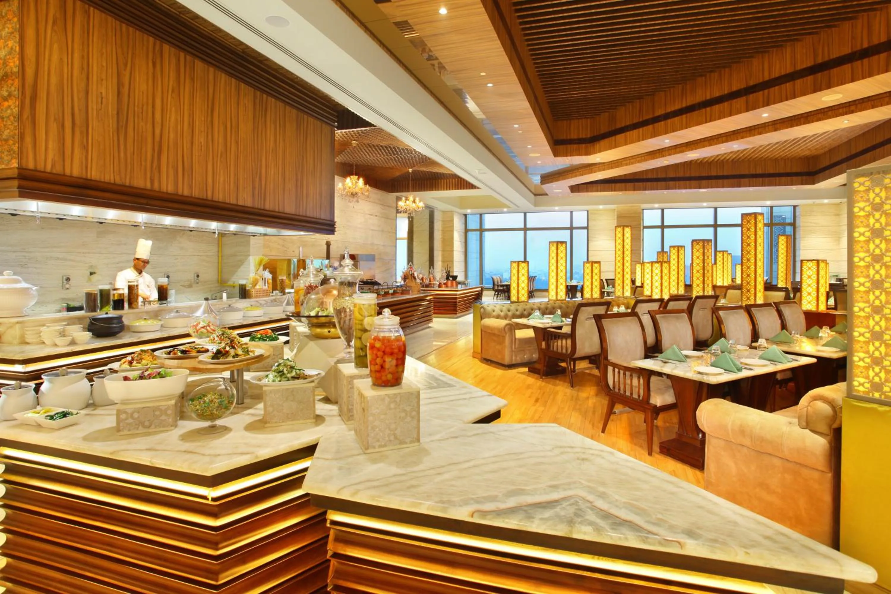 Restaurant/places to eat in Seven Seas Hotel
