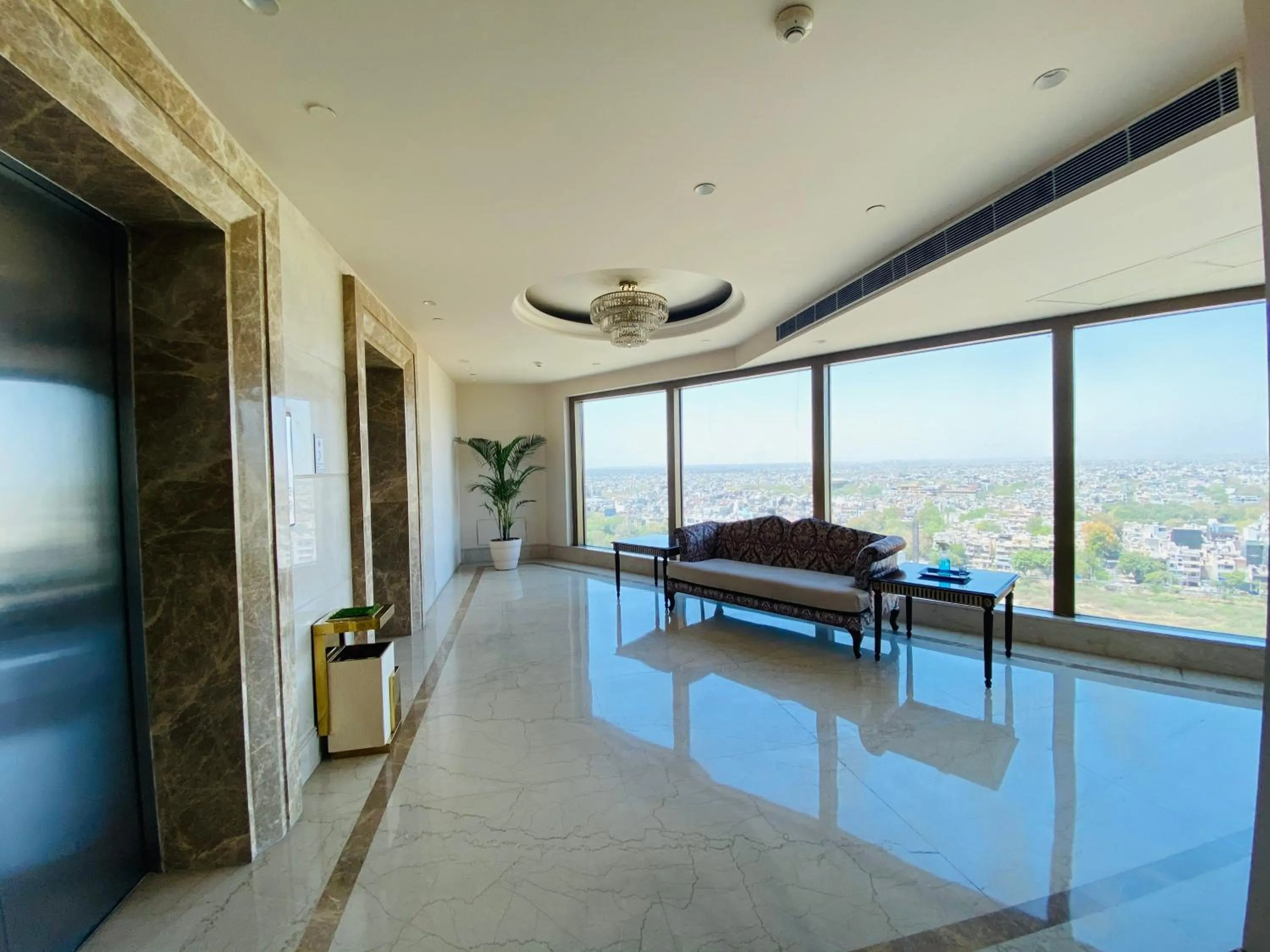 Property building in Seven Seas Hotel