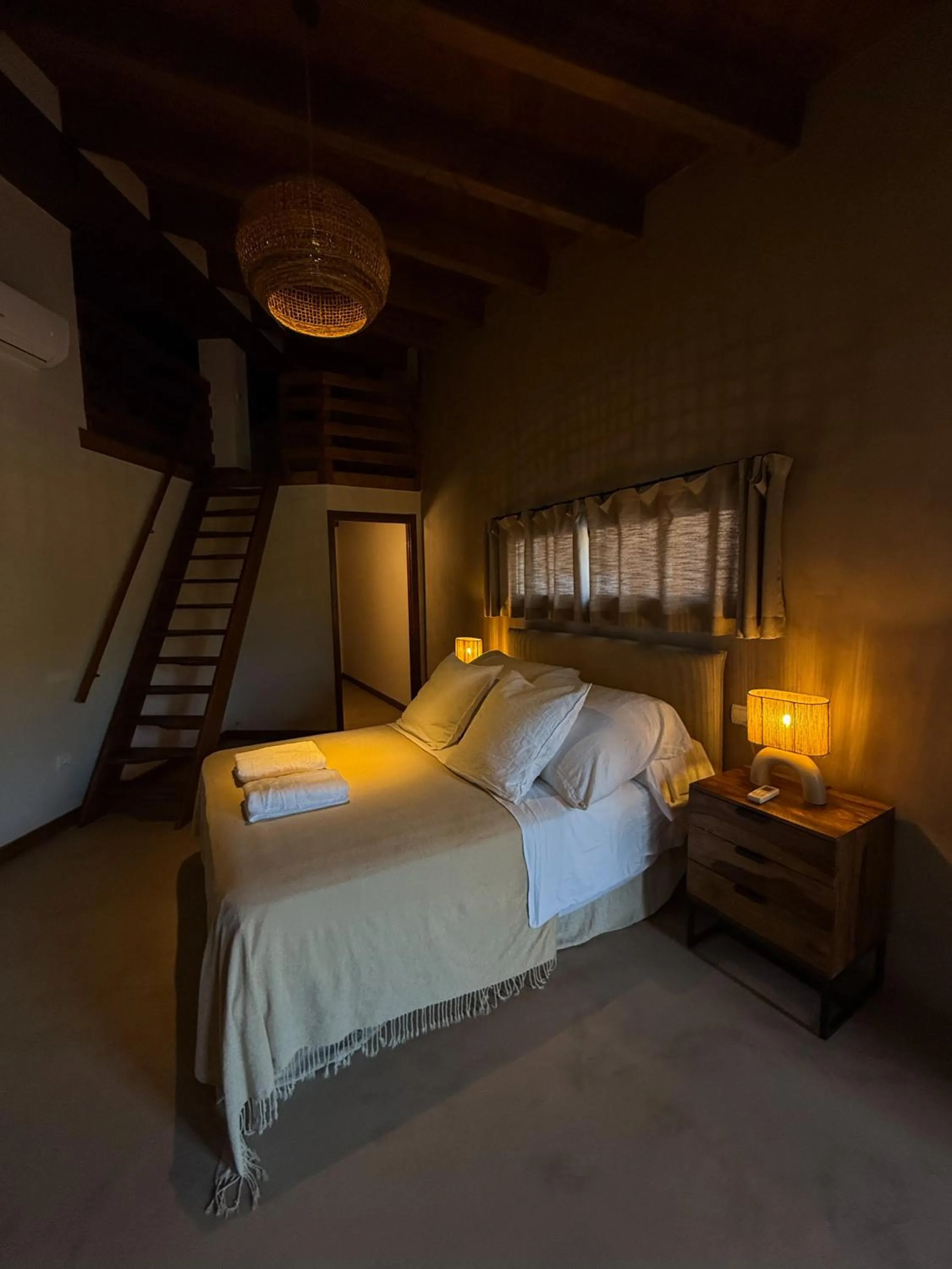 Bed in Hotel Hort De Fortunyo