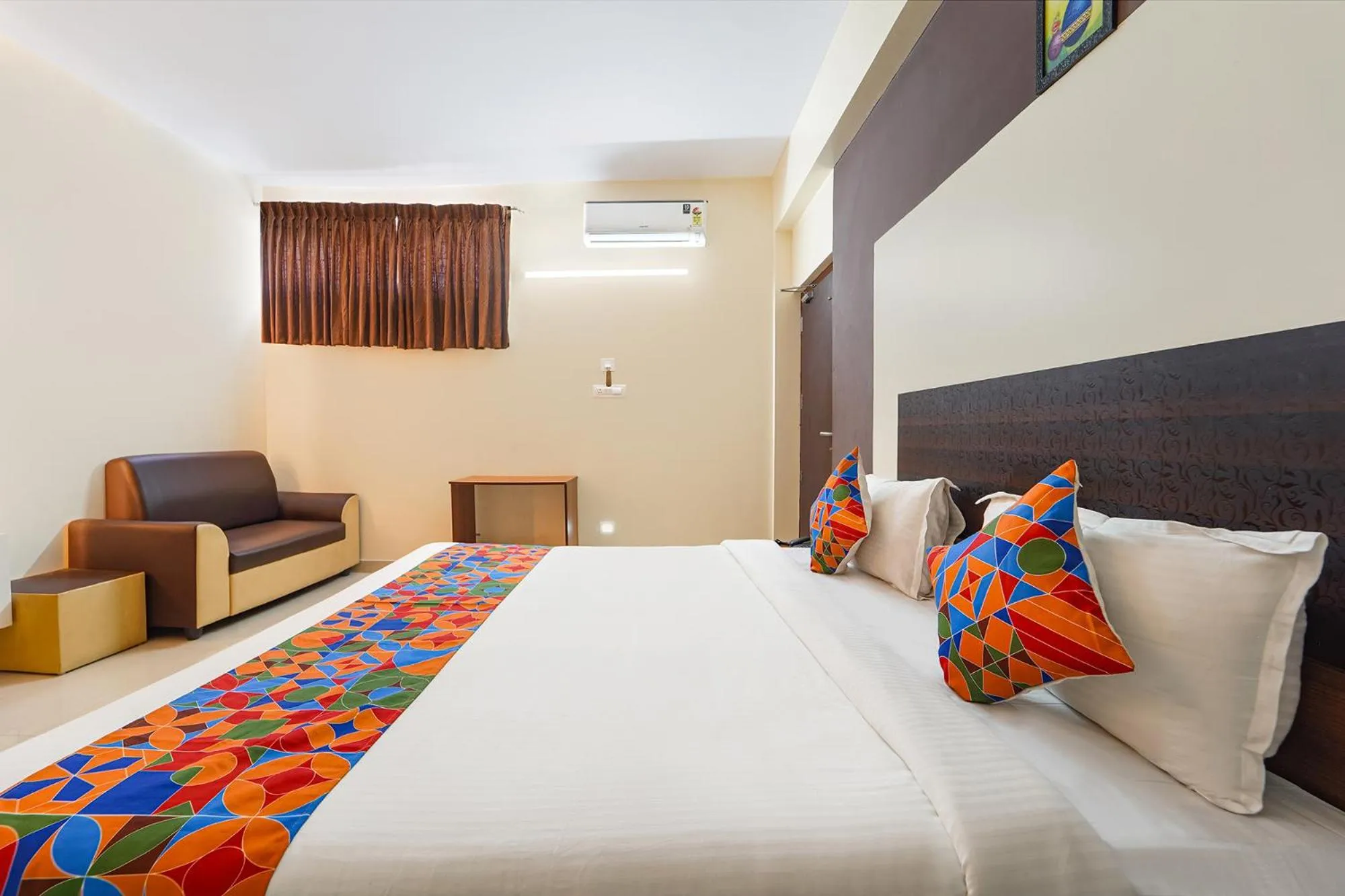 Bed in Itsy Hotels Sri Mani'S Residency, Coimbatore Airport