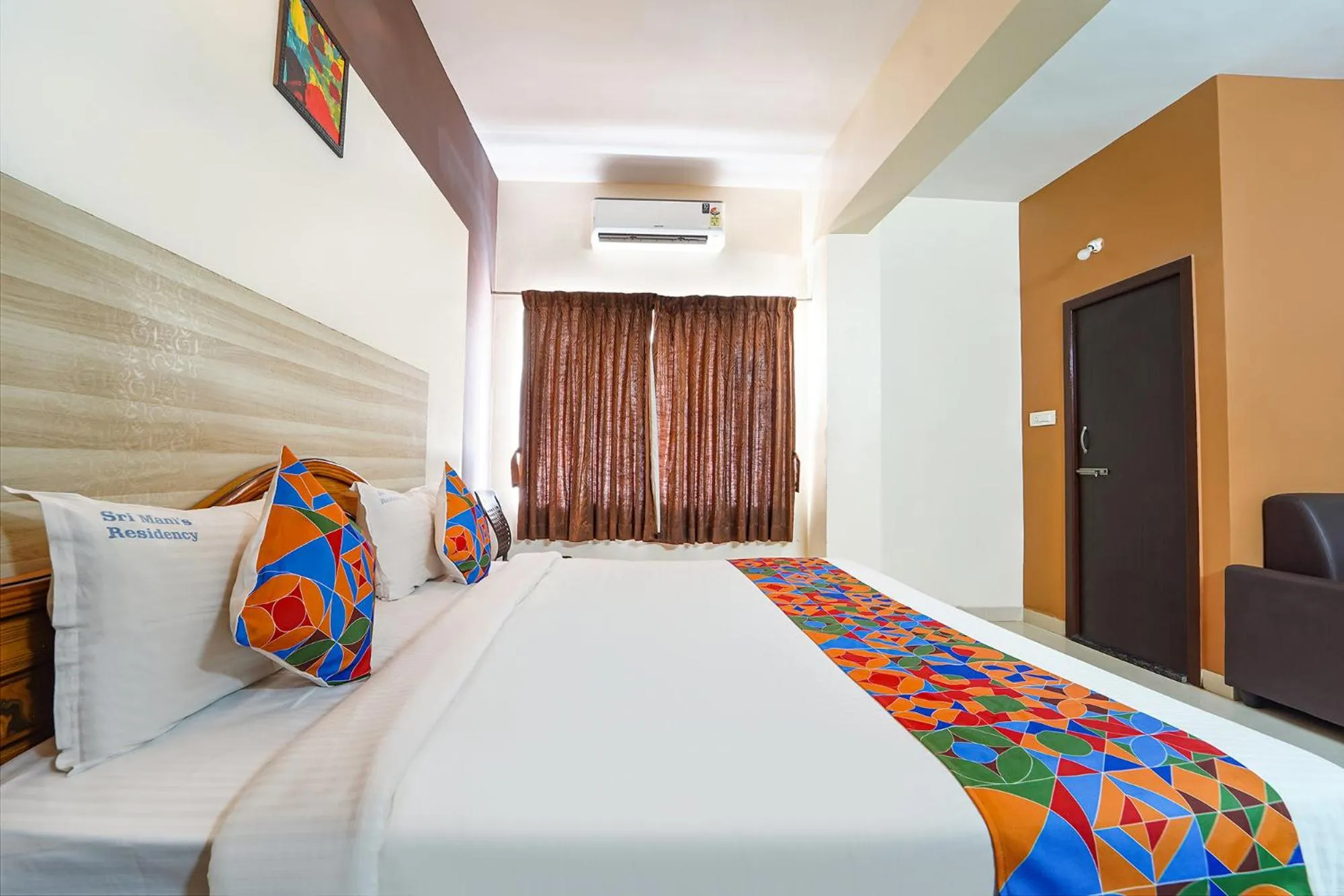 Bed in Itsy Hotels Sri Mani'S Residency, Coimbatore Airport