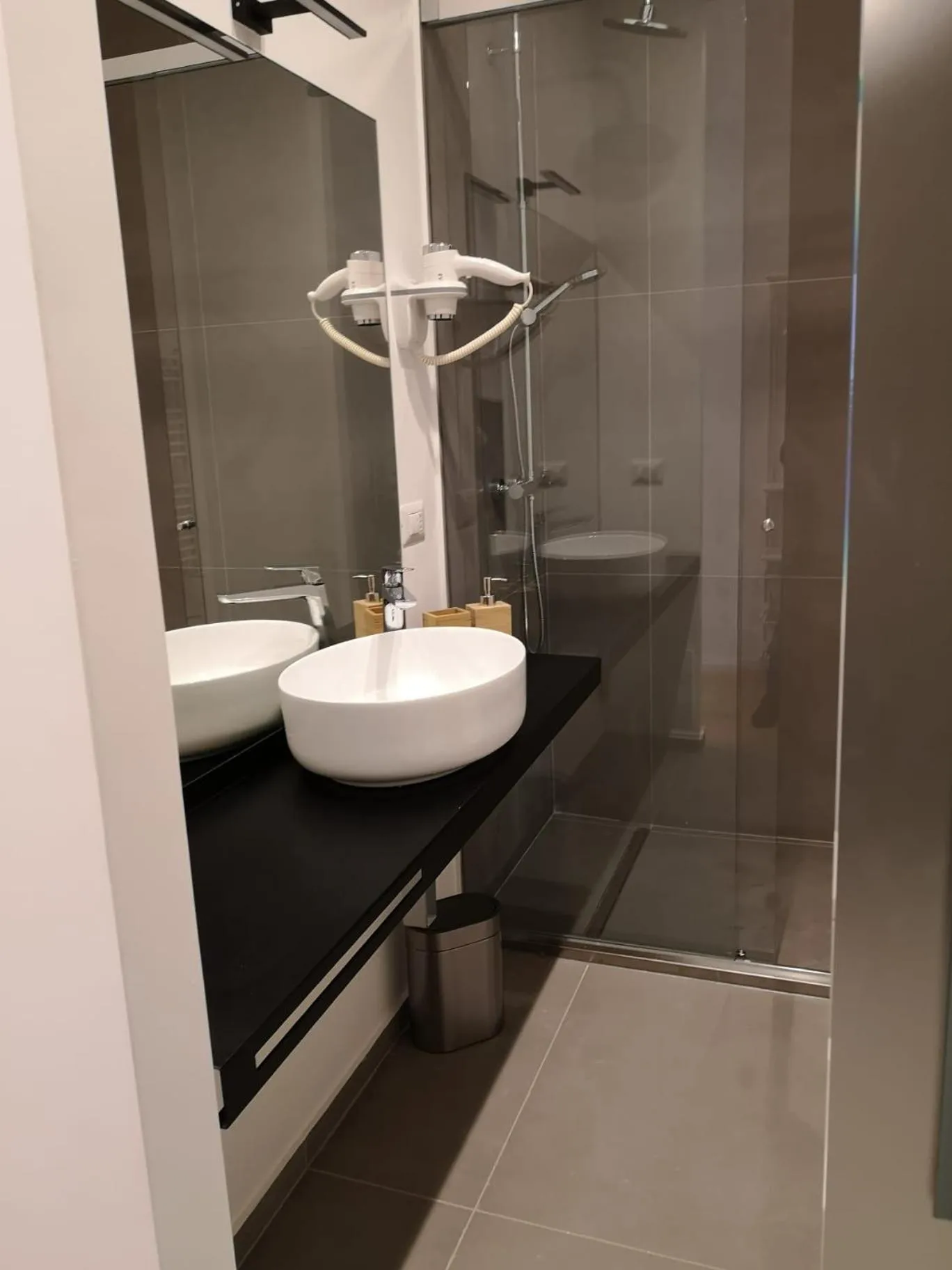 Bathroom in ARMISI B&B