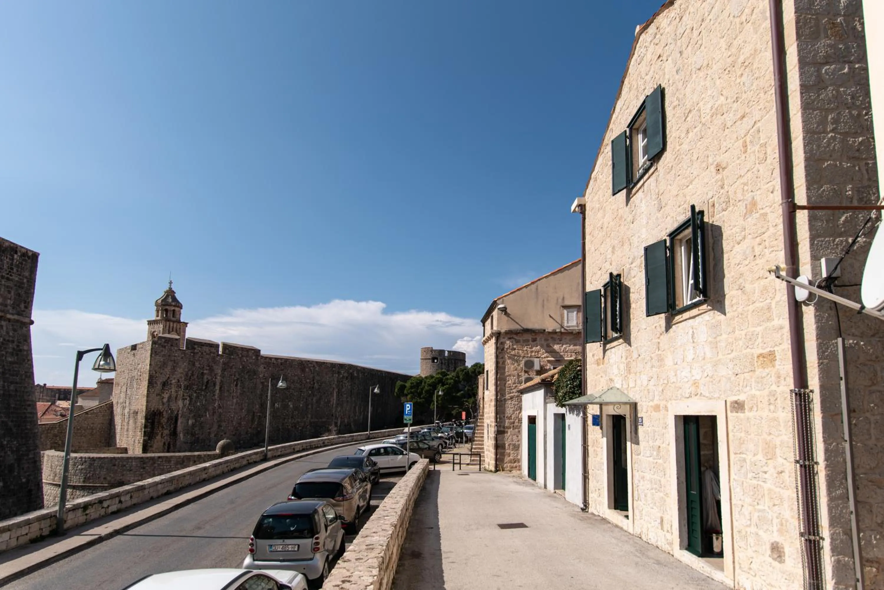 Property building in Ragusa City Walls Apartments