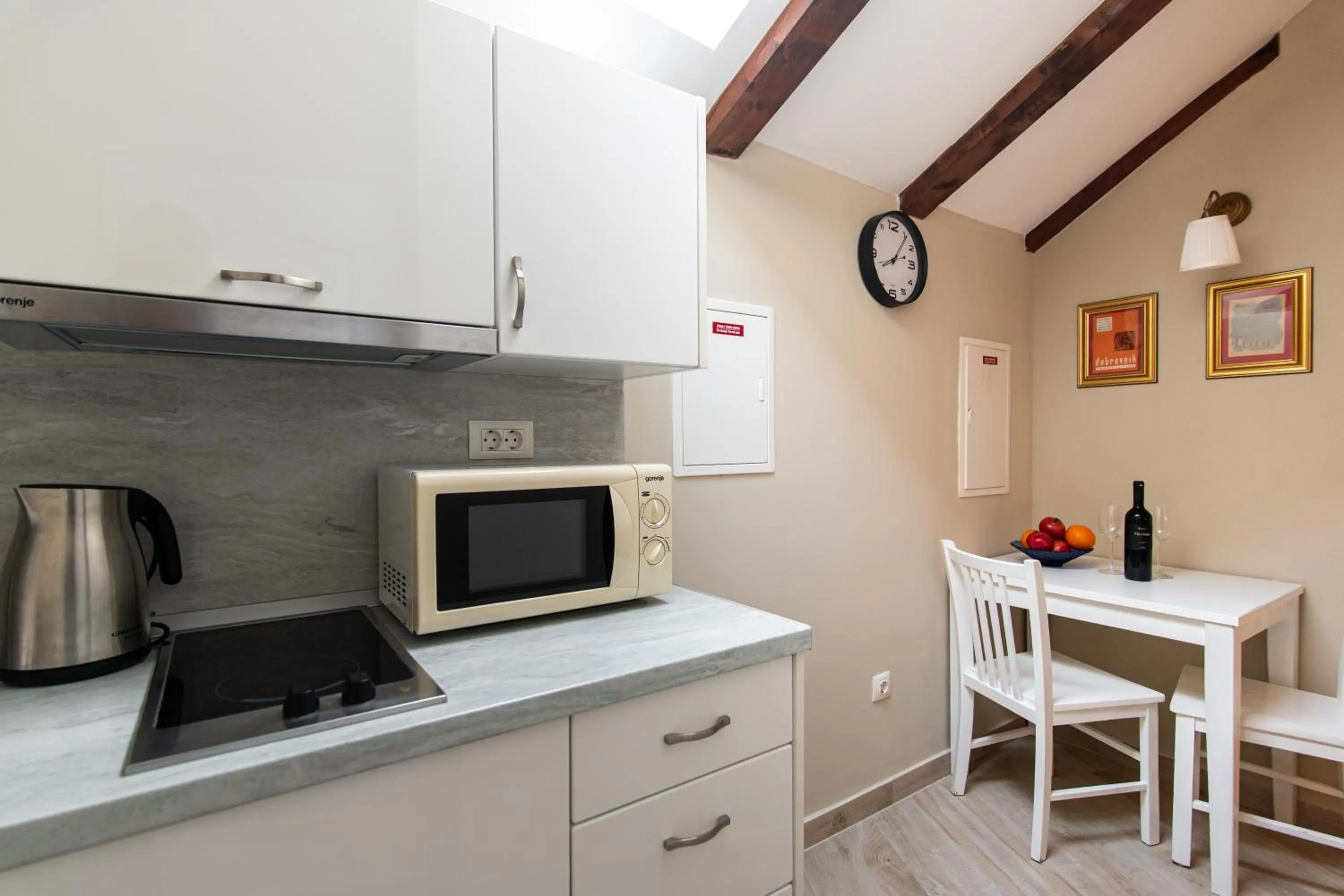 kitchen in Ragusa City Walls Apartments