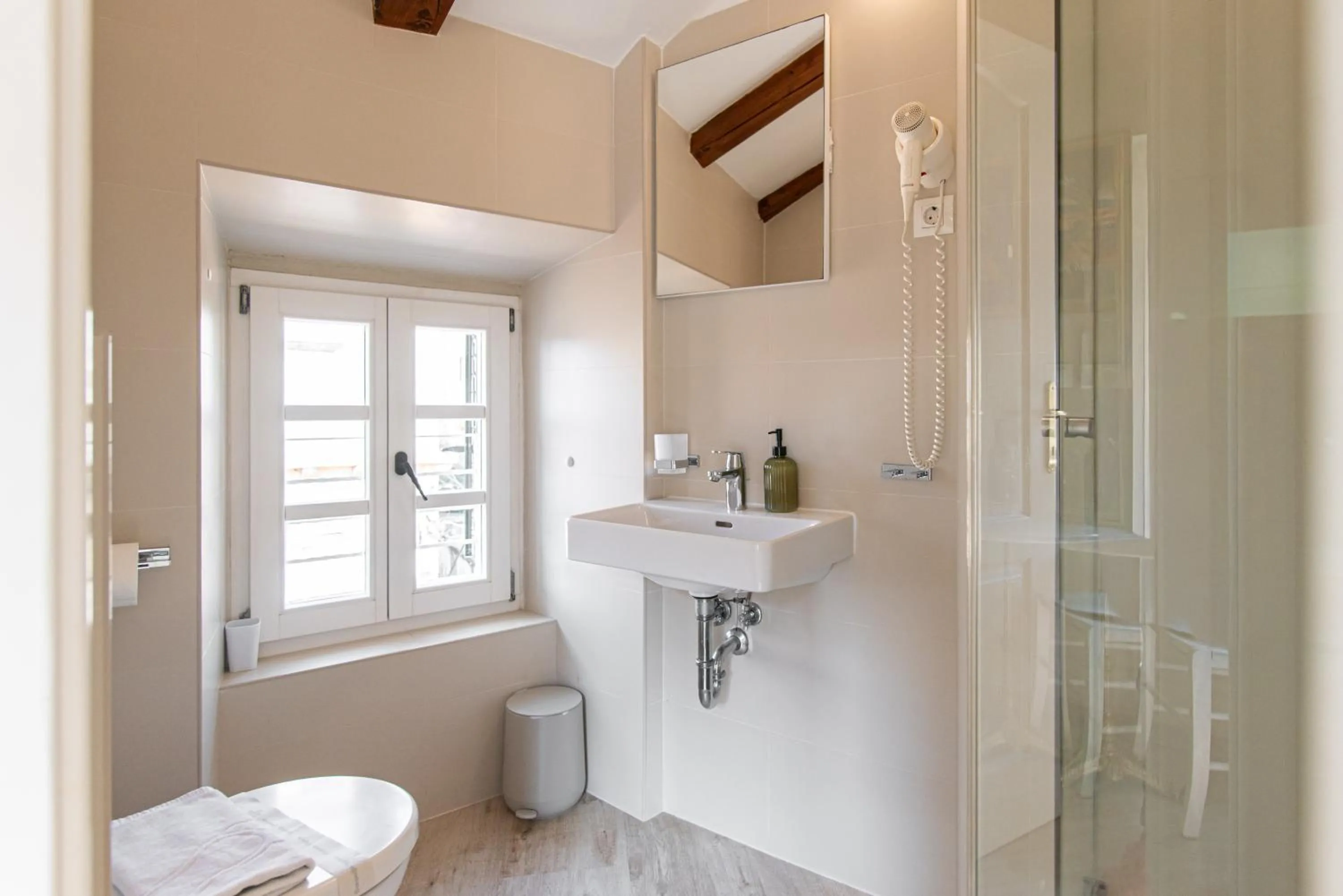 Toilet in Ragusa City Walls Apartments