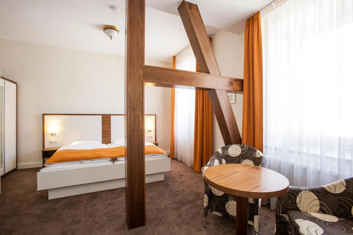 Seating area, Bed in Hotel Villa Auguste Viktoria