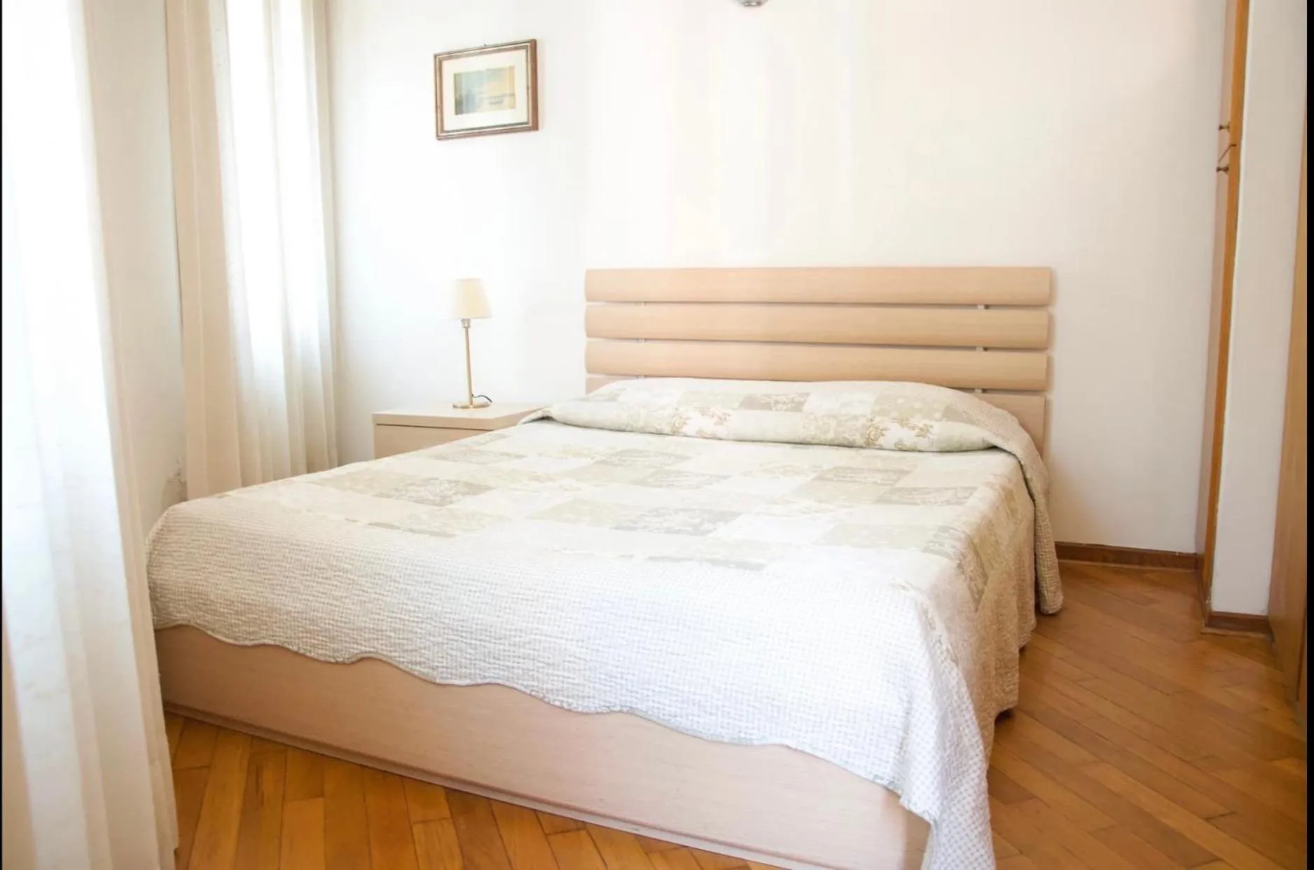 Bedroom, Bed in Anzolo Palace - Rooms & Apartments