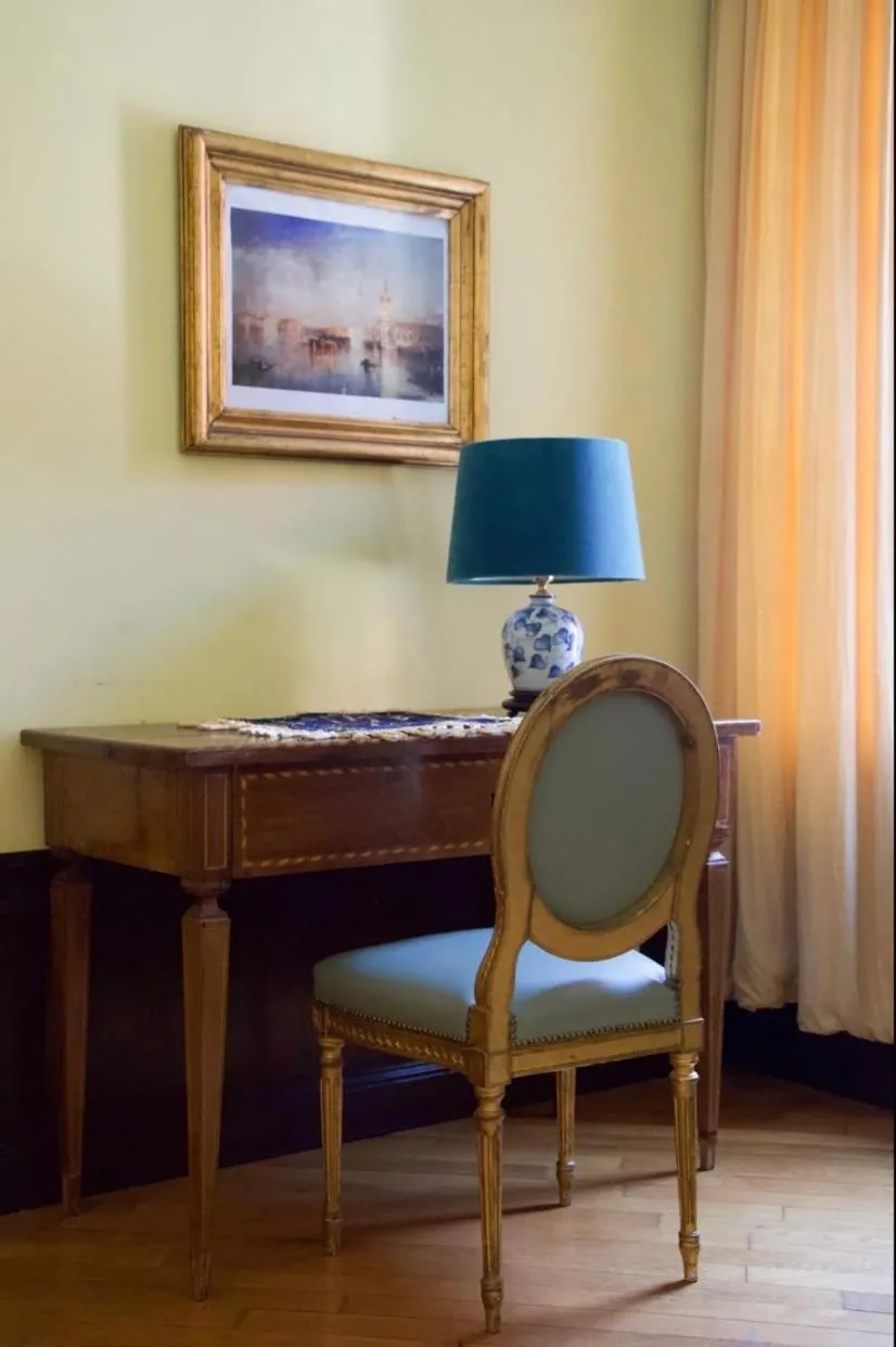 Living room in Anzolo Palace - Rooms & Apartments