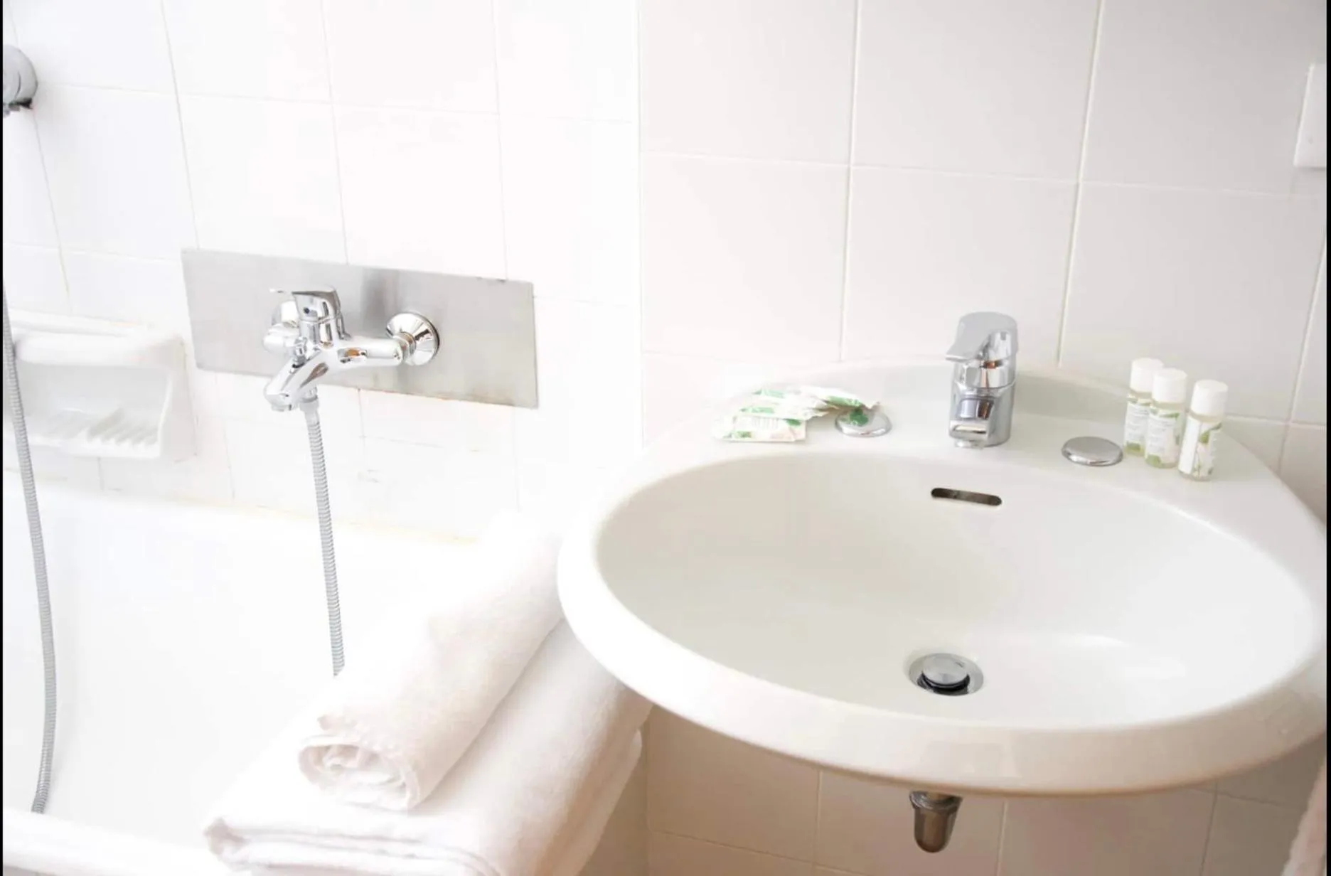 Bathroom in Anzolo Palace - Rooms & Apartments