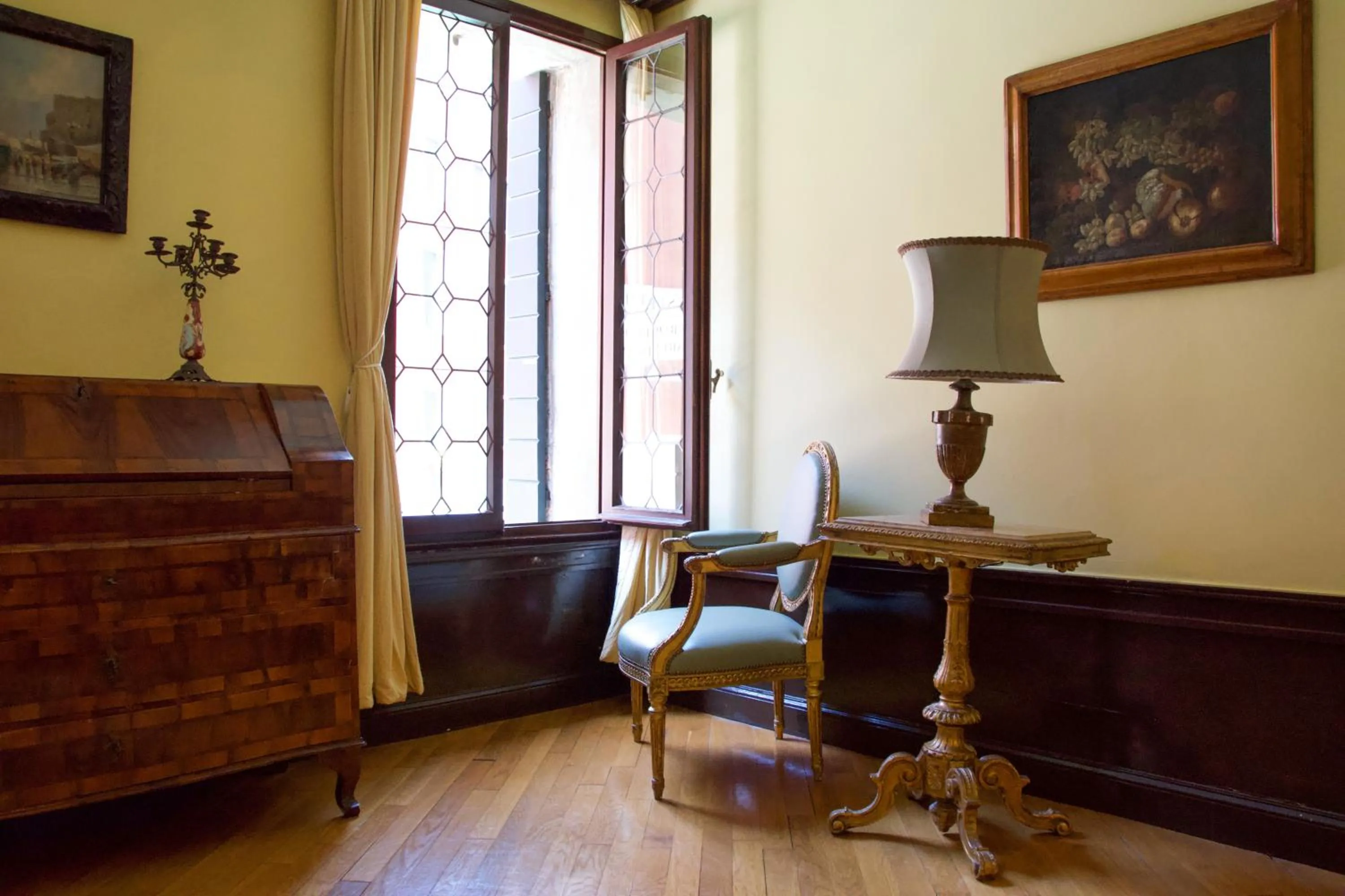 Living room in Anzolo Palace - Rooms & Apartments