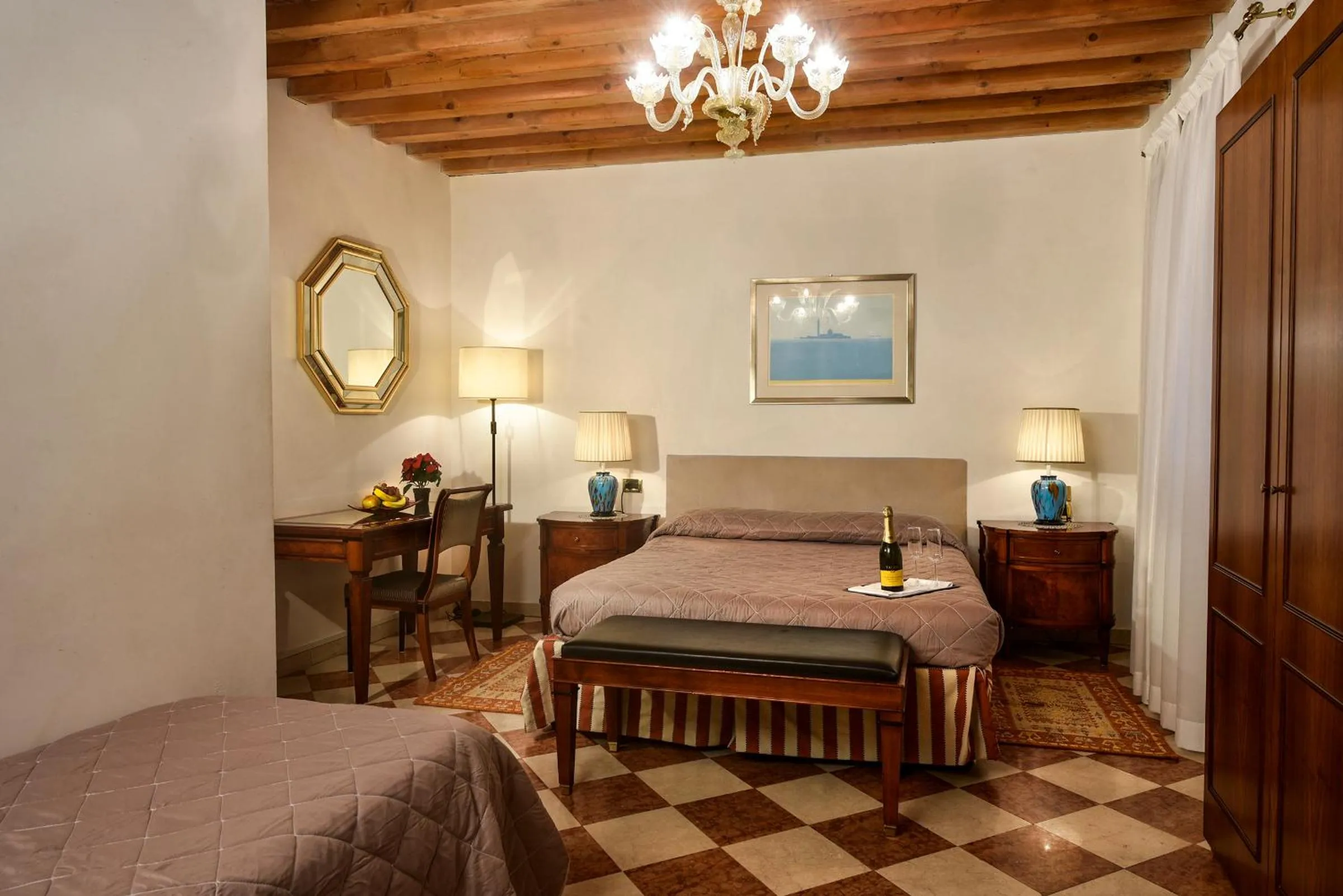 Photo of the whole room, Bed in Anzolo Palace - Rooms & Apartments