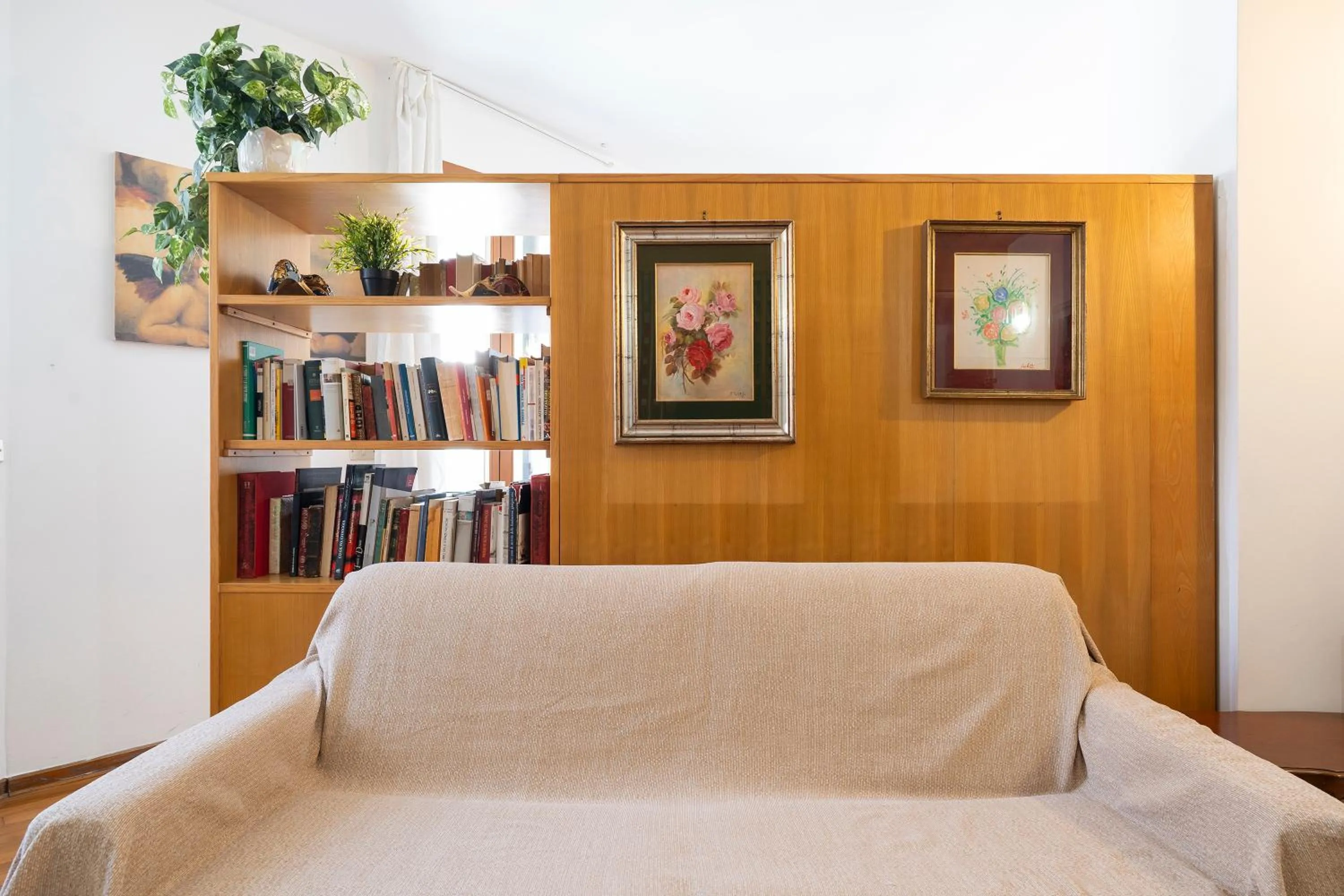 Library in Anzolo Palace - Rooms & Apartments