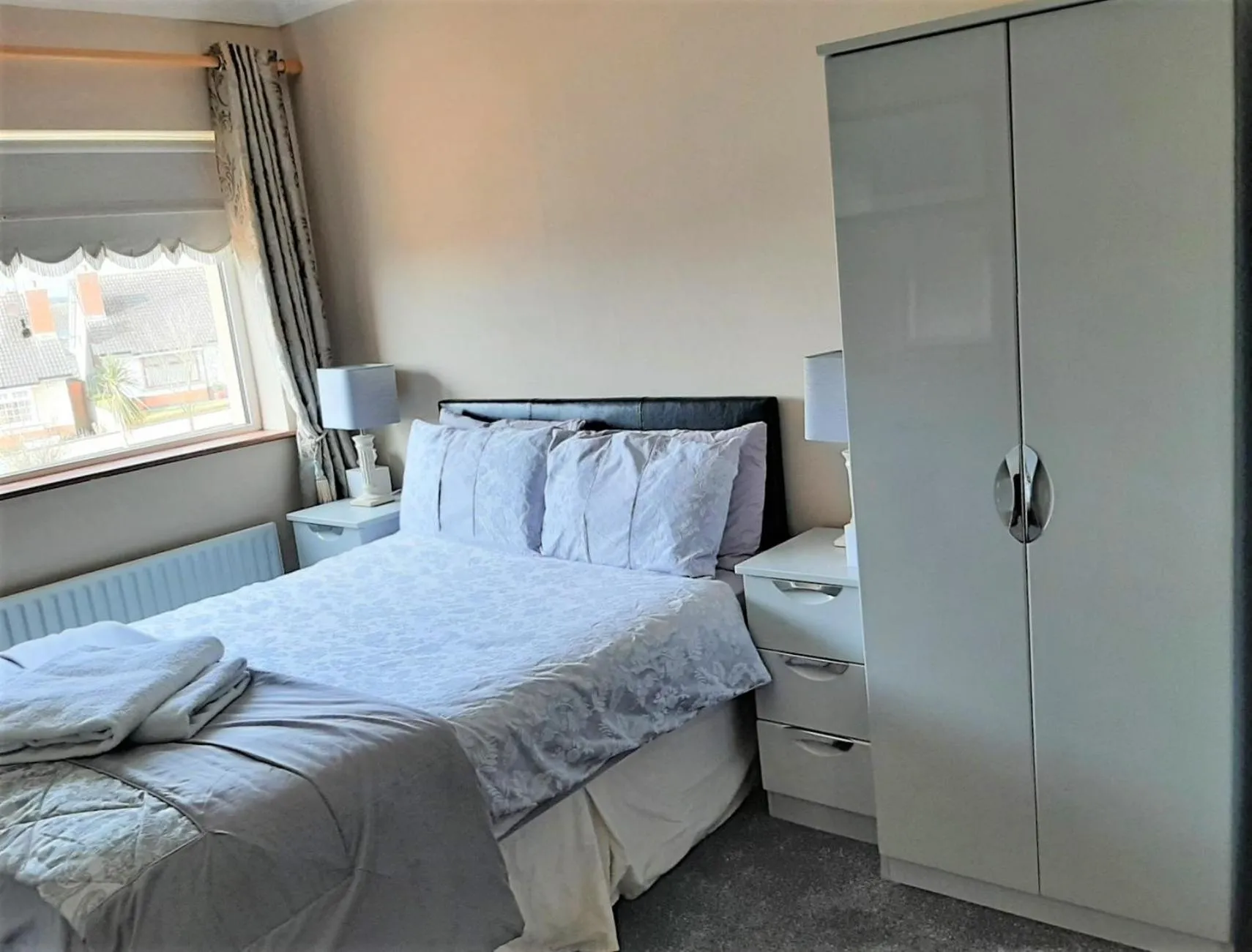 Bed in Aaron Vale B&B