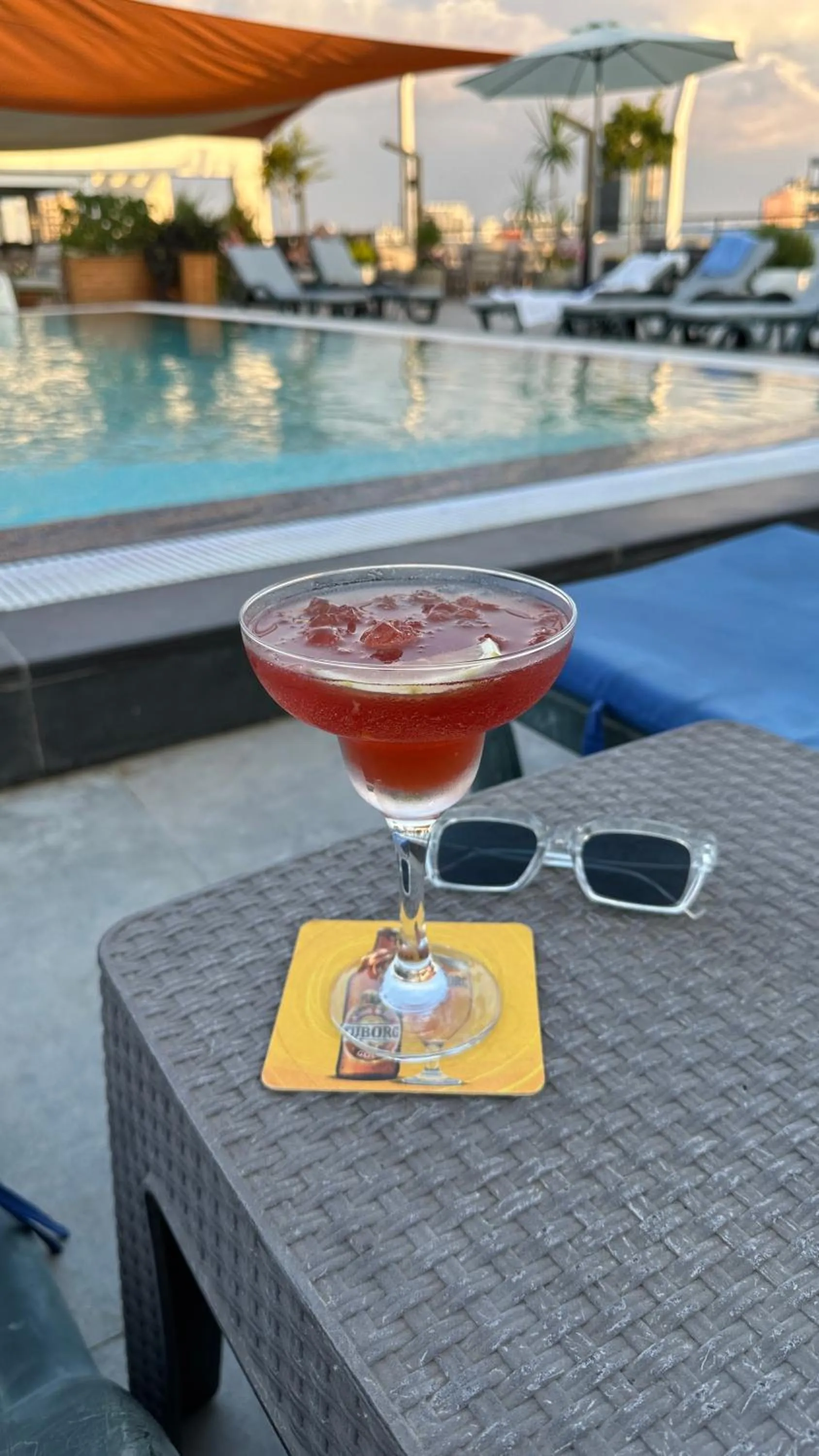 Restaurant/places to eat in Hotel Sun