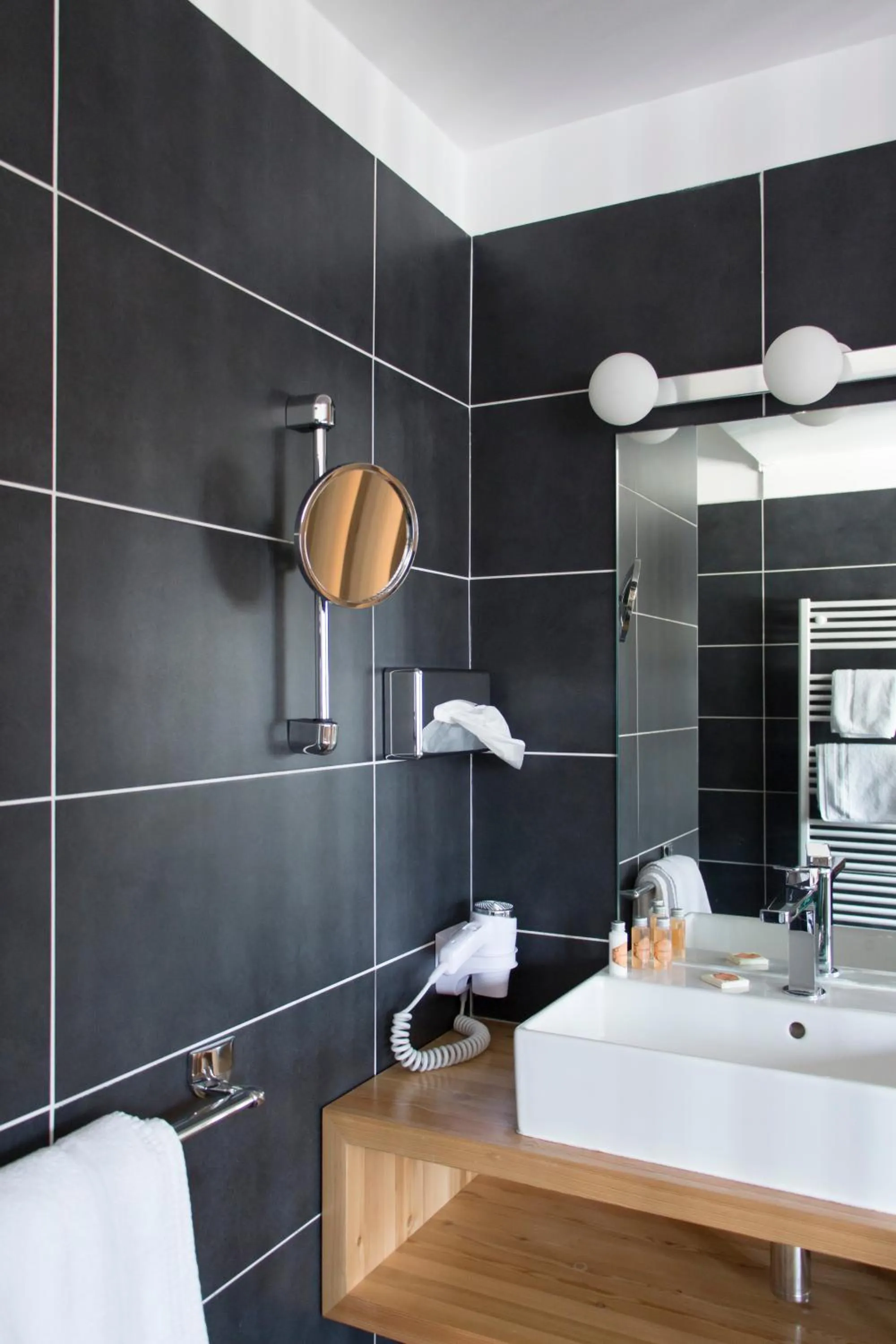 Shower in Mon Hotel à Gap