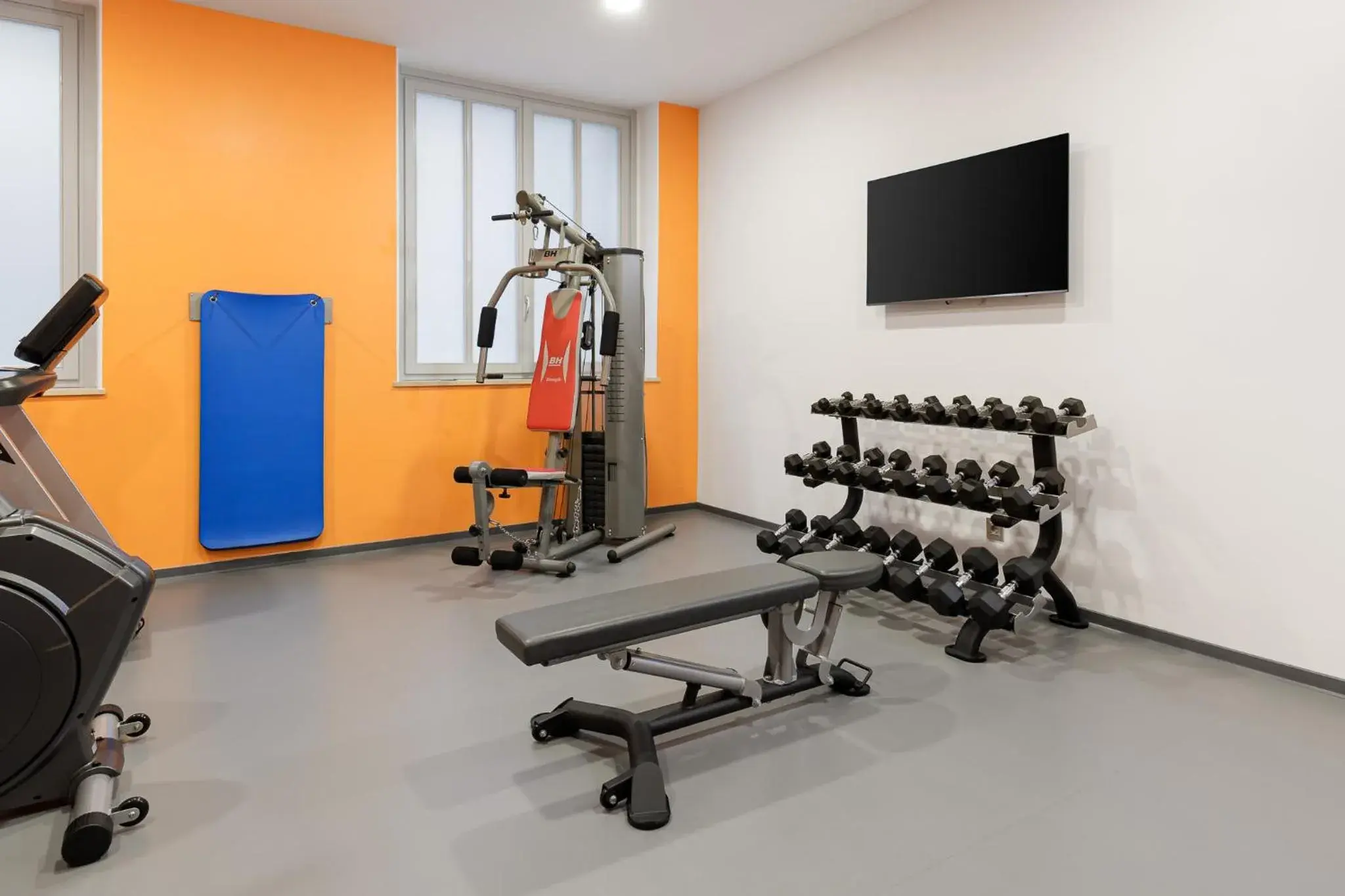 Property building in Room Mate Collection Filippo, Rome-Fontana di Trevi Property building in Room Mate Collection Filippo, Rome-Fontana di Trevi