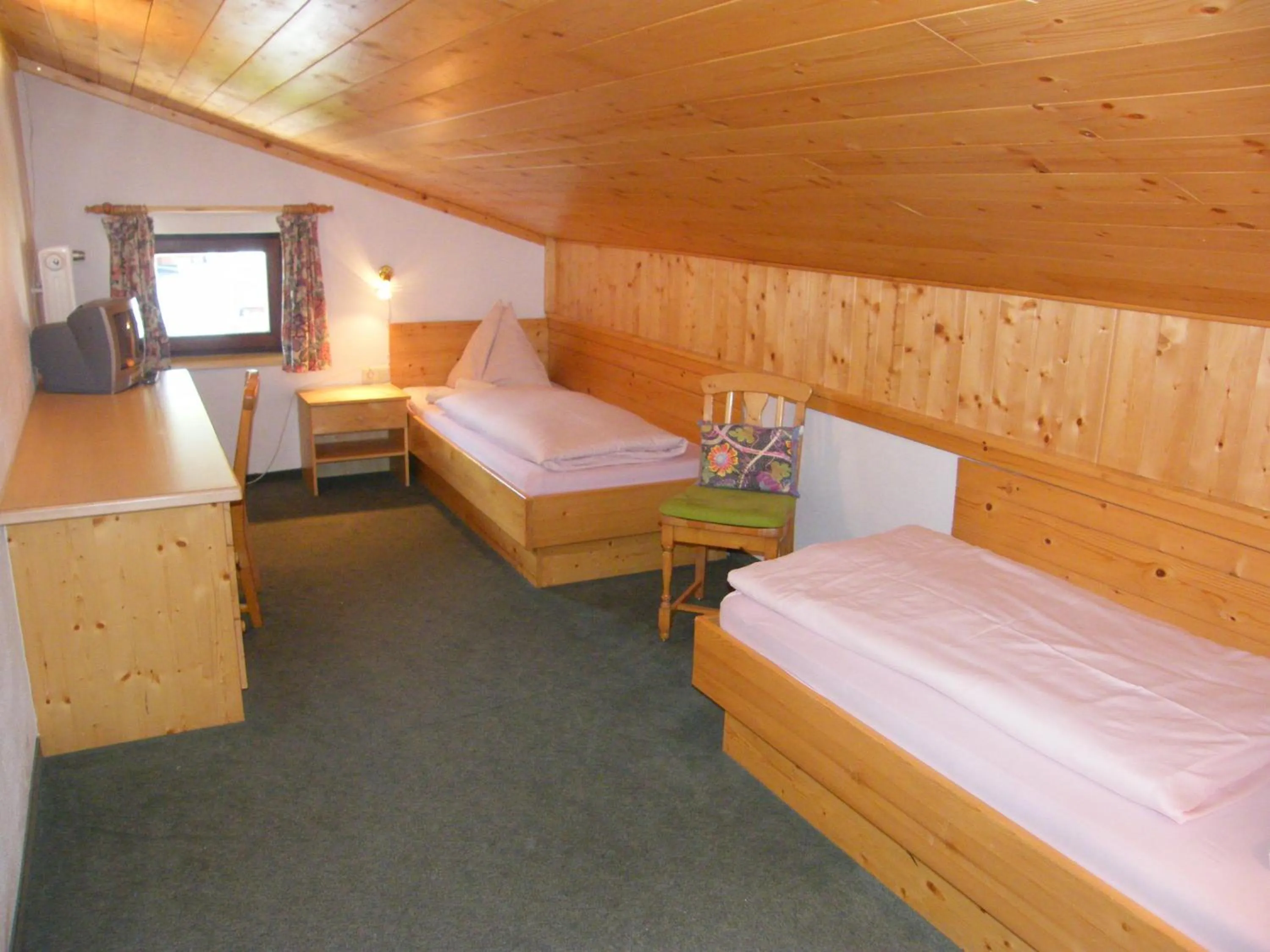 Bed in Katharina's Sleepover - Budget Holiday Home