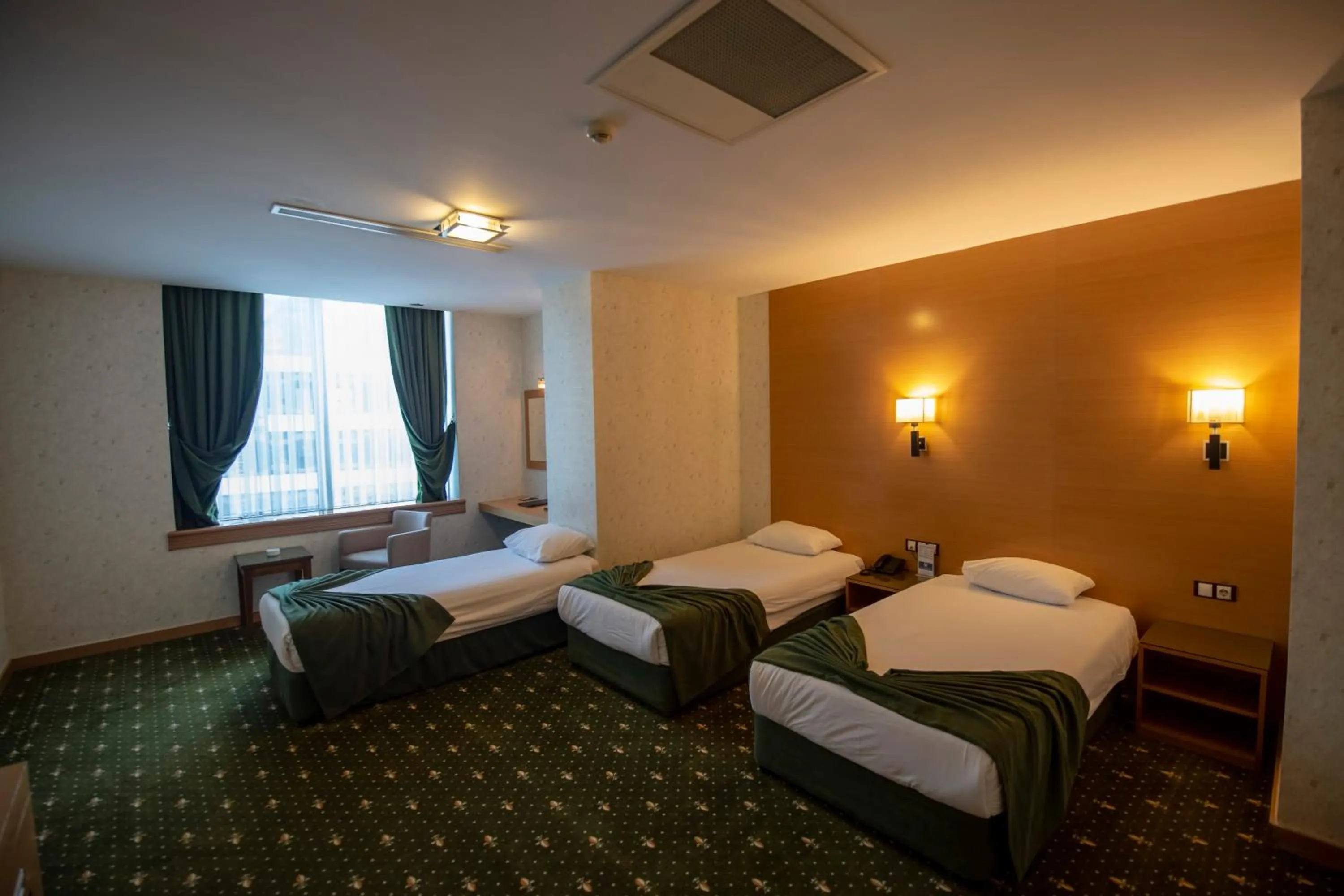 Bed in Gaziantep Plaza Hotel