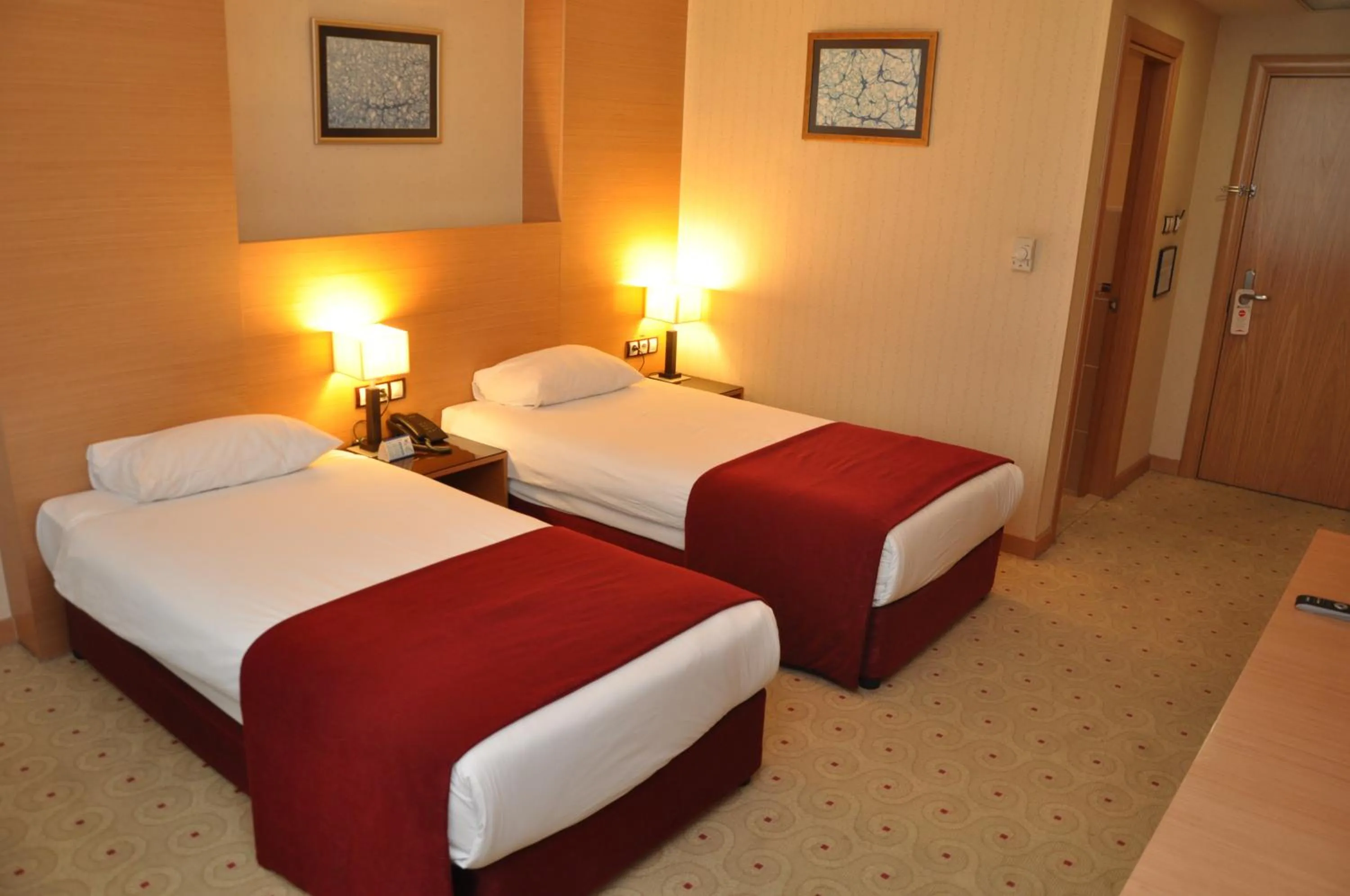 Bed in Gaziantep Plaza Hotel