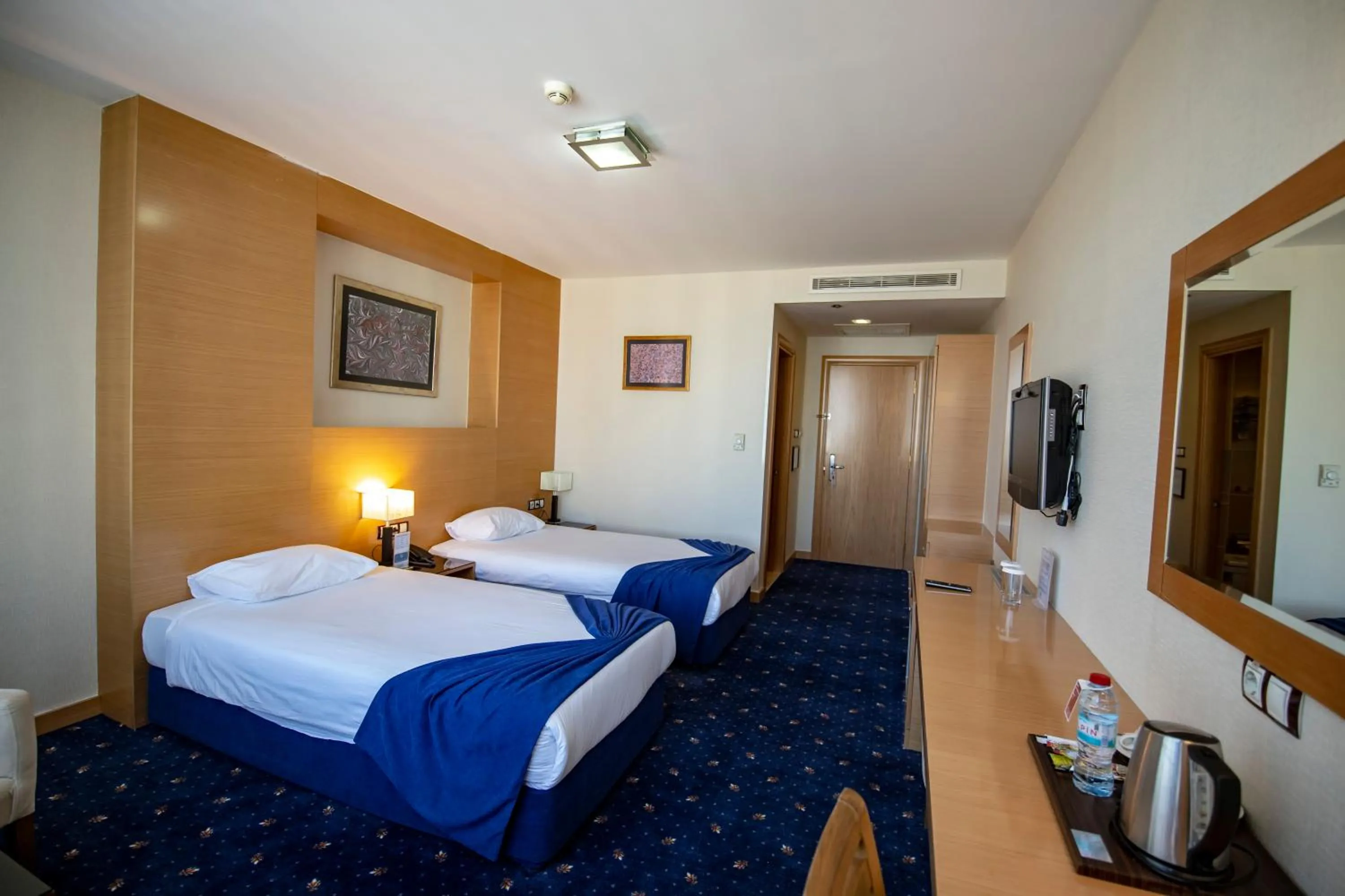 Bed in Gaziantep Plaza Hotel