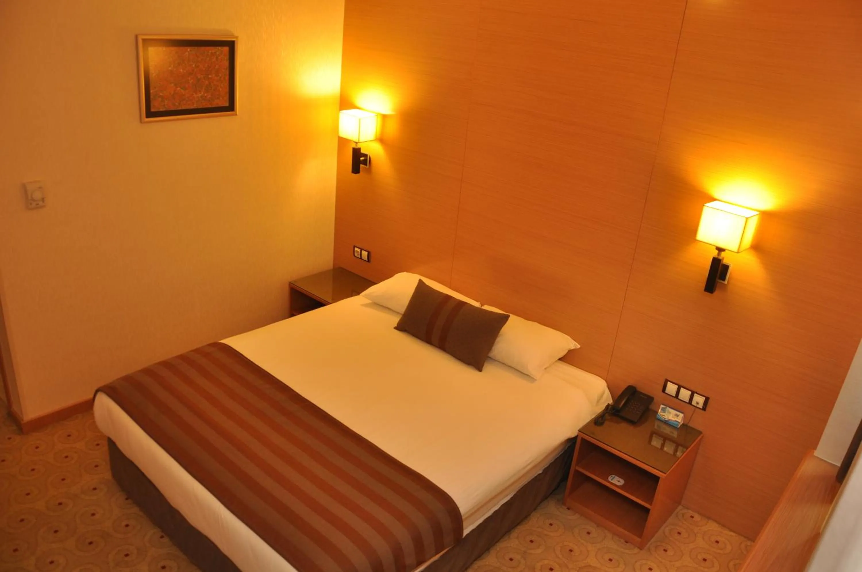 Bed in Gaziantep Plaza Hotel