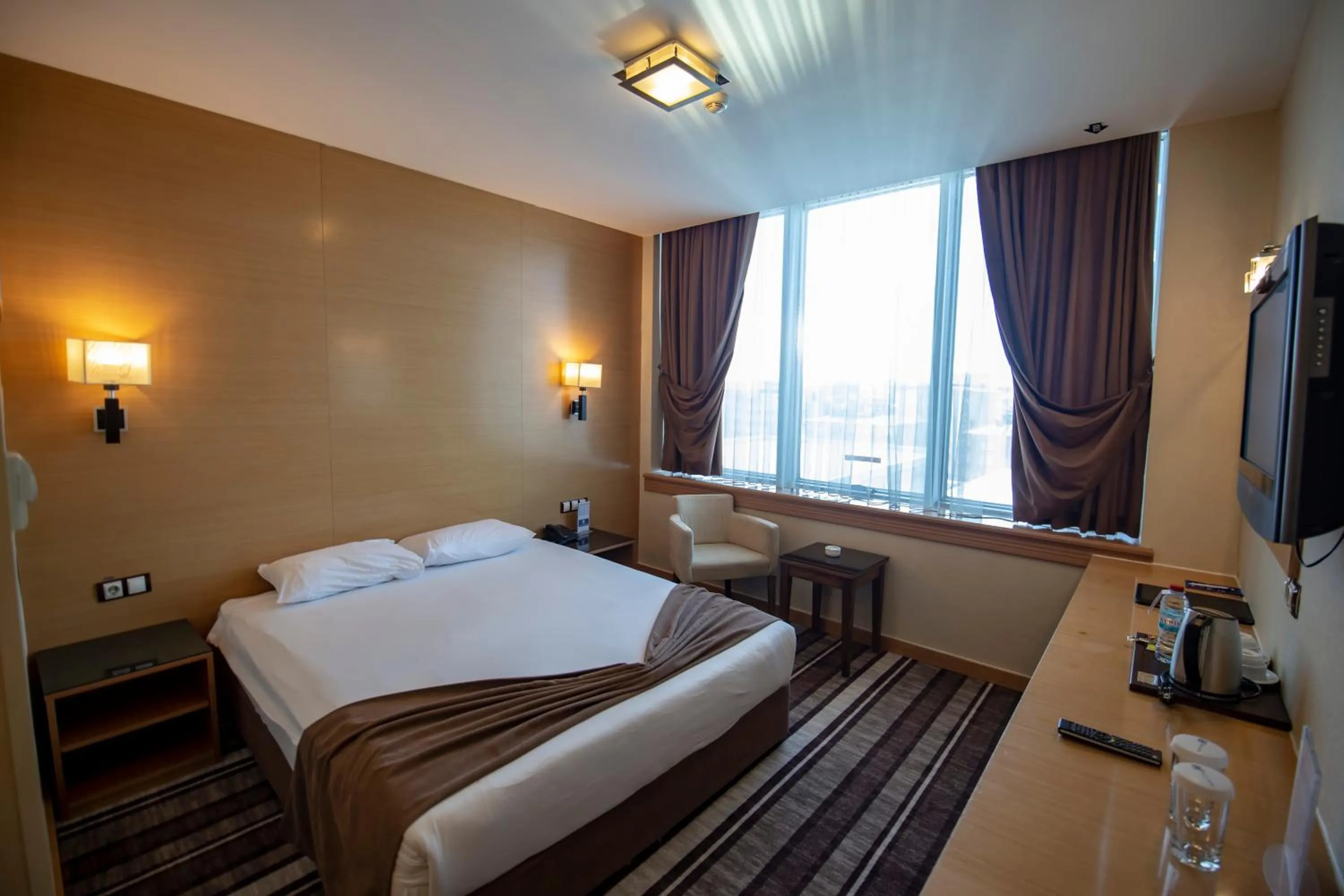 Bed in Gaziantep Plaza Hotel