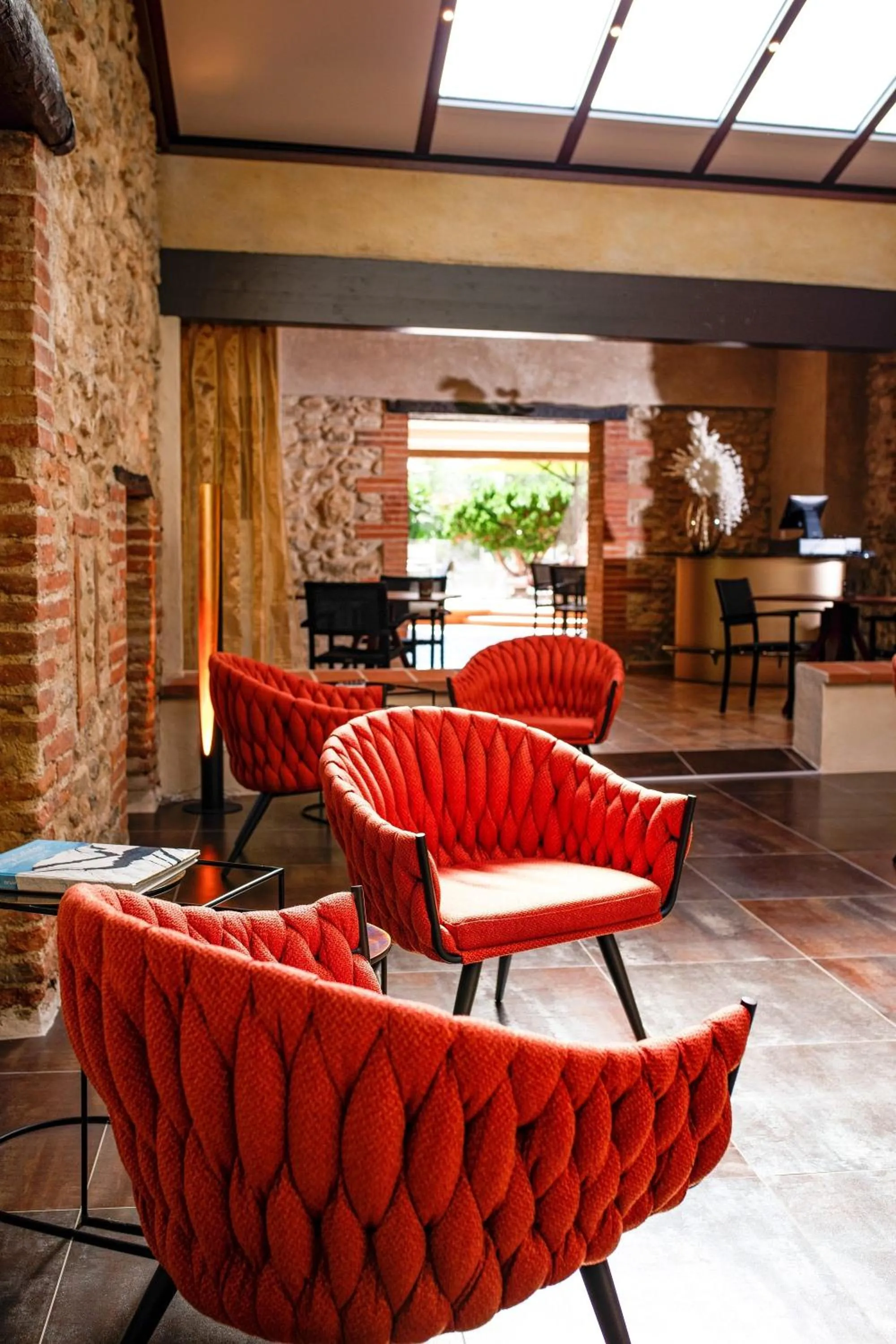 Lounge or bar in Auberge Du Roua