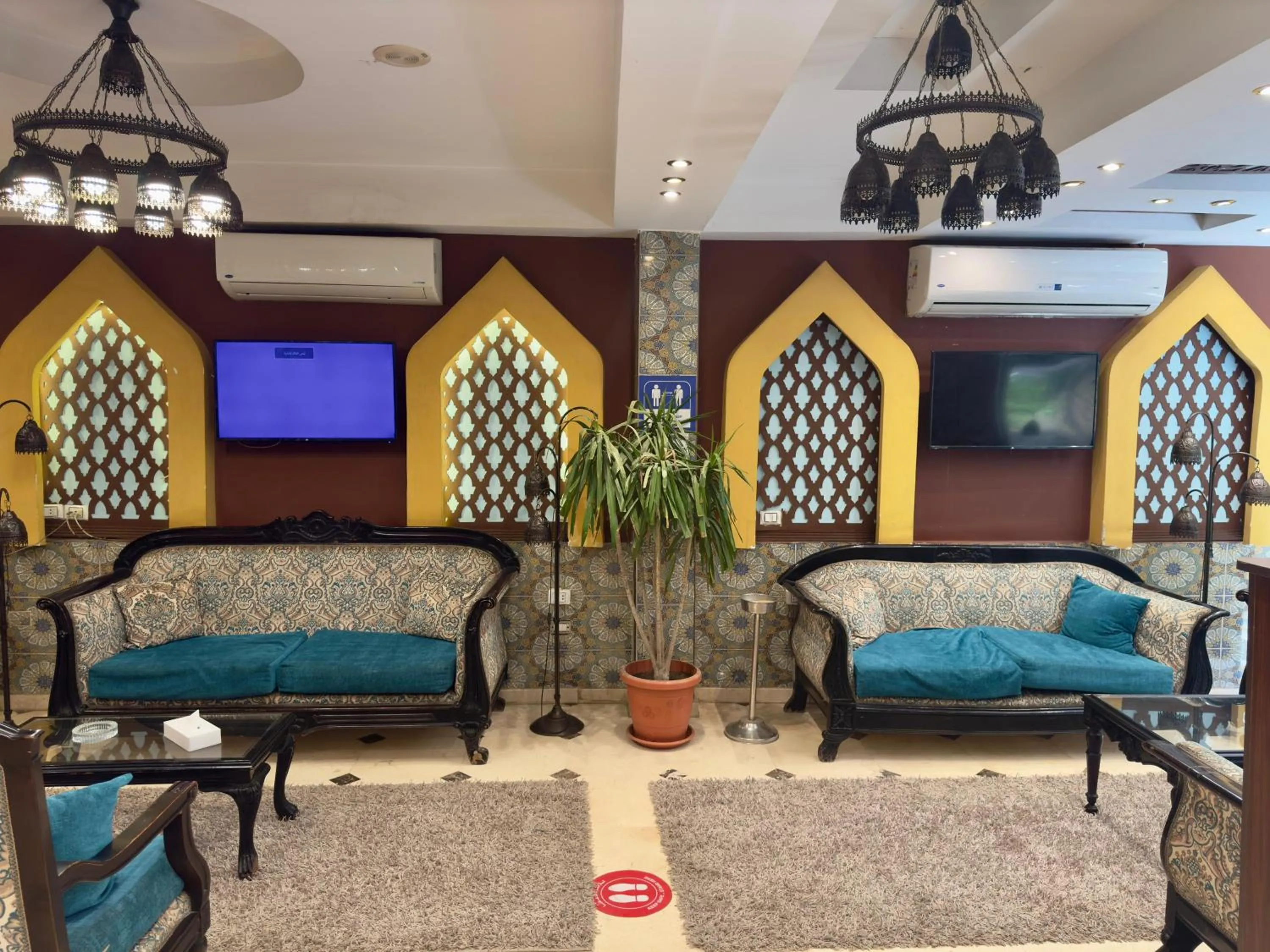 Seating area in New Star Zamalek Hotel