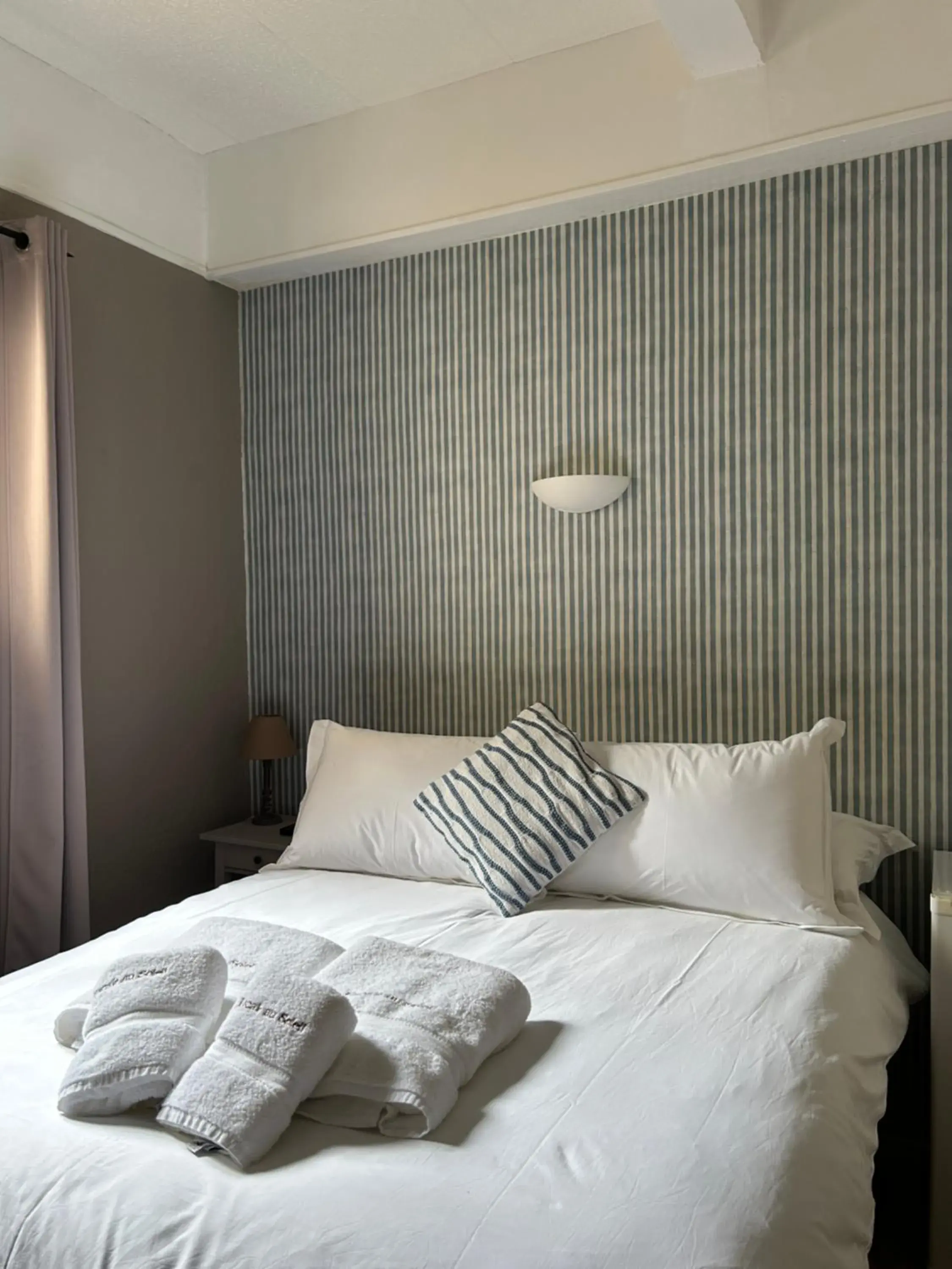 Junior Room in Hôtel L'Escale Au Soleil Junior Room in Hôtel L'Escale Au Soleil