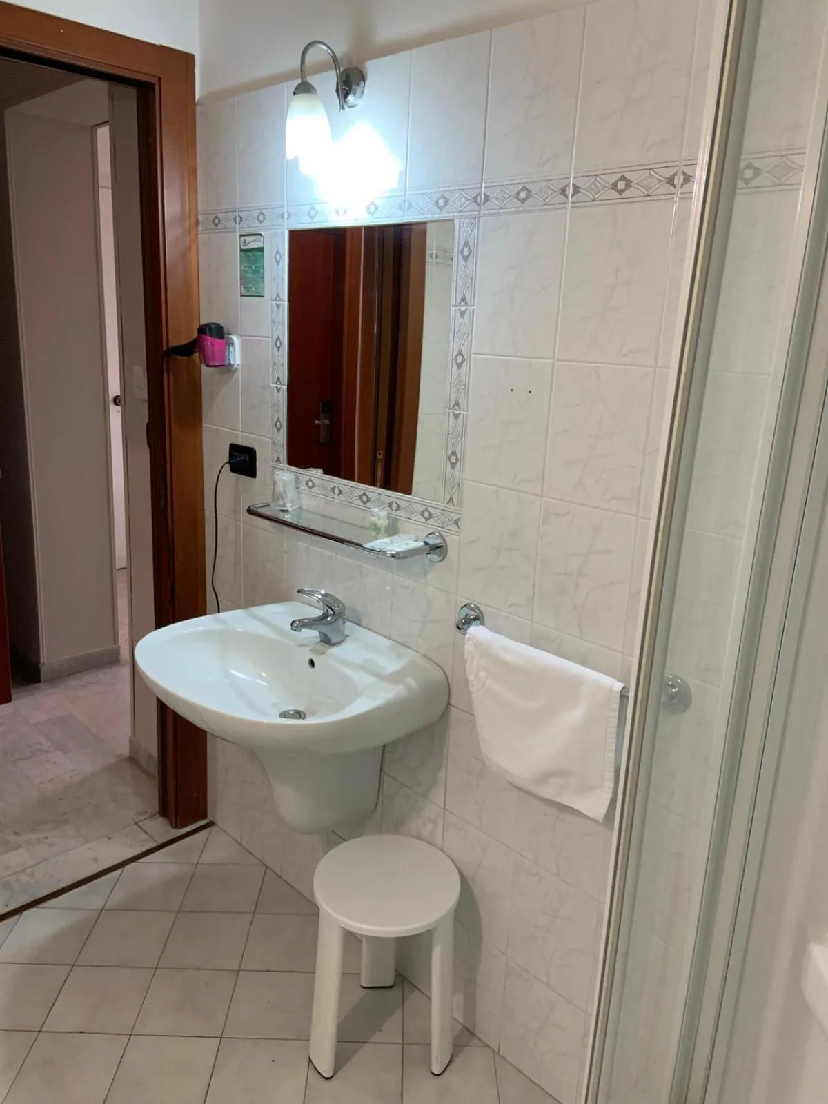 Bathroom in Hotel Lungomare