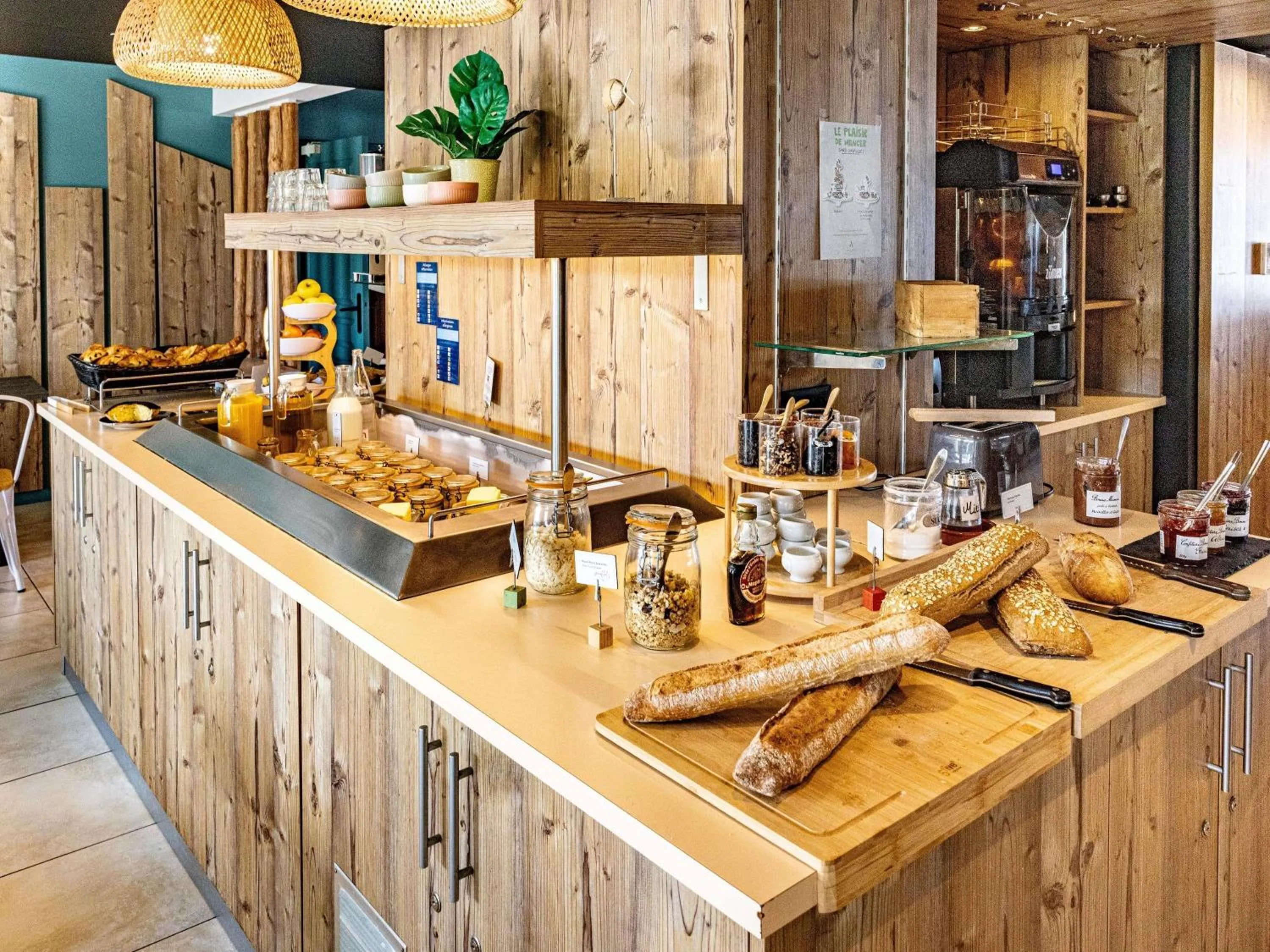 Breakfast in ibis Styles Marennes d'Oléron