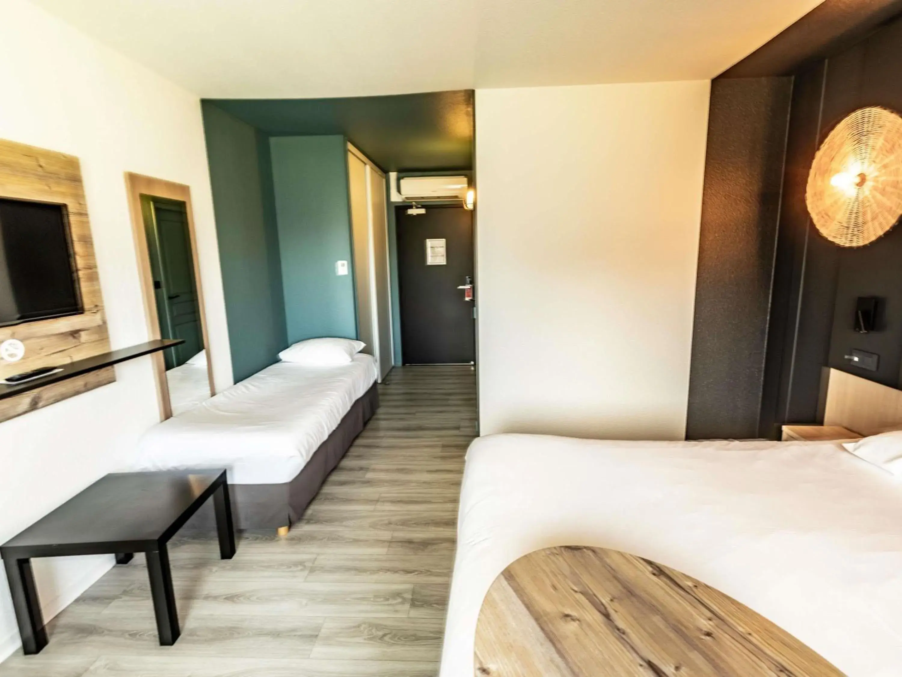 Bedroom, Bed in ibis Styles Marennes d'Oléron Bedroom, Bed in ibis Styles Marennes d'Oléron