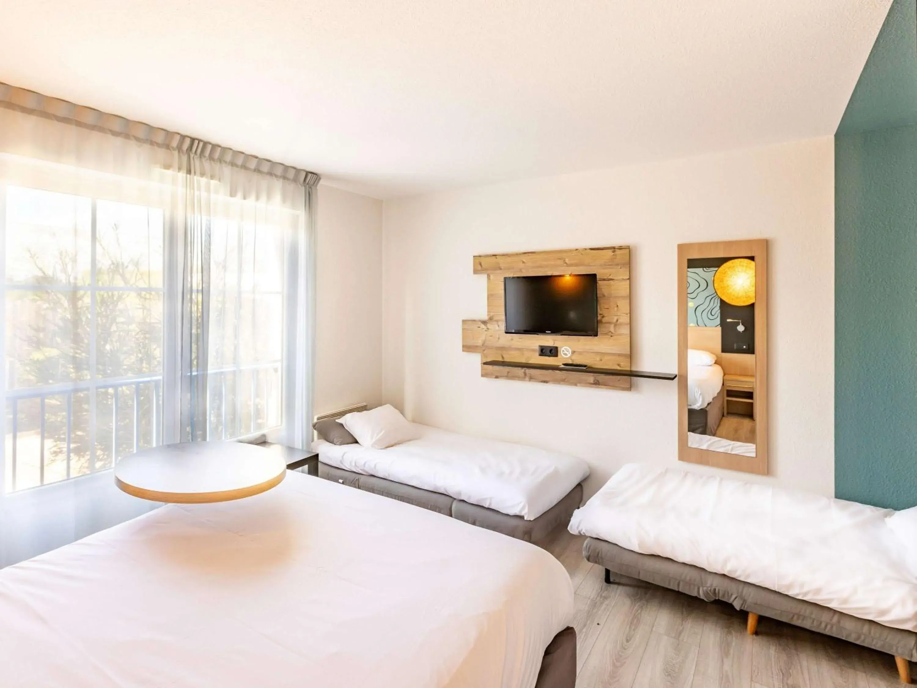 Bedroom, Bed in ibis Styles Marennes d'Oléron Bedroom, Bed in ibis Styles Marennes d'Oléron