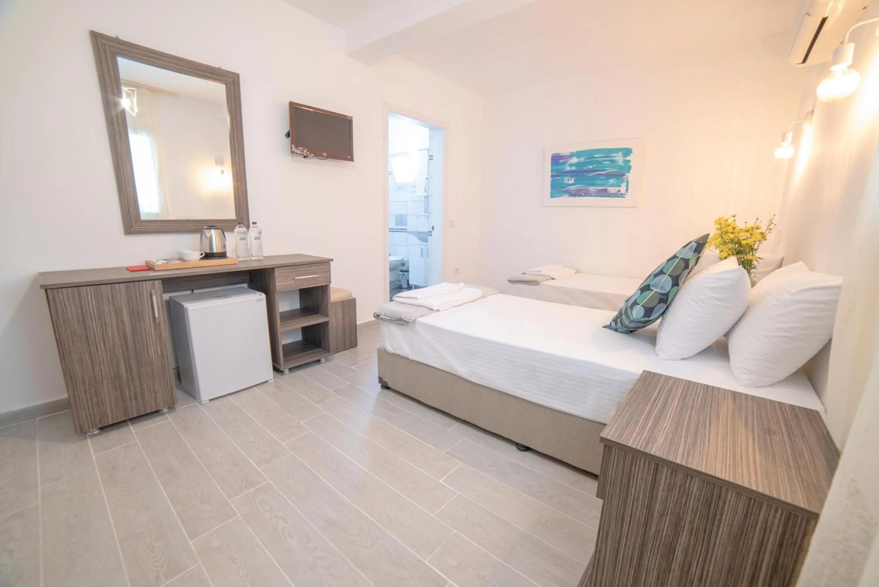 Photo of the whole room in Madda Hotel