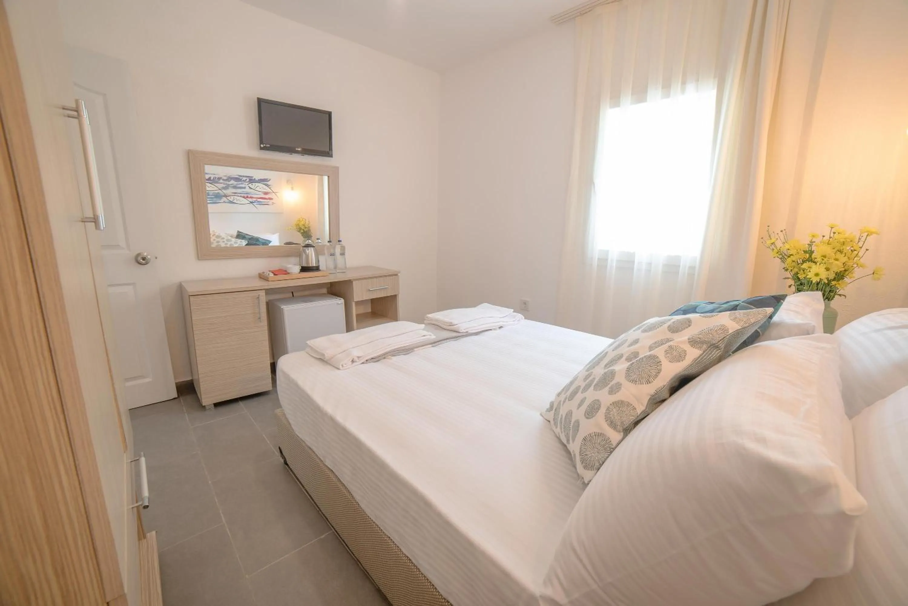 Photo of the whole room in Madda Hotel