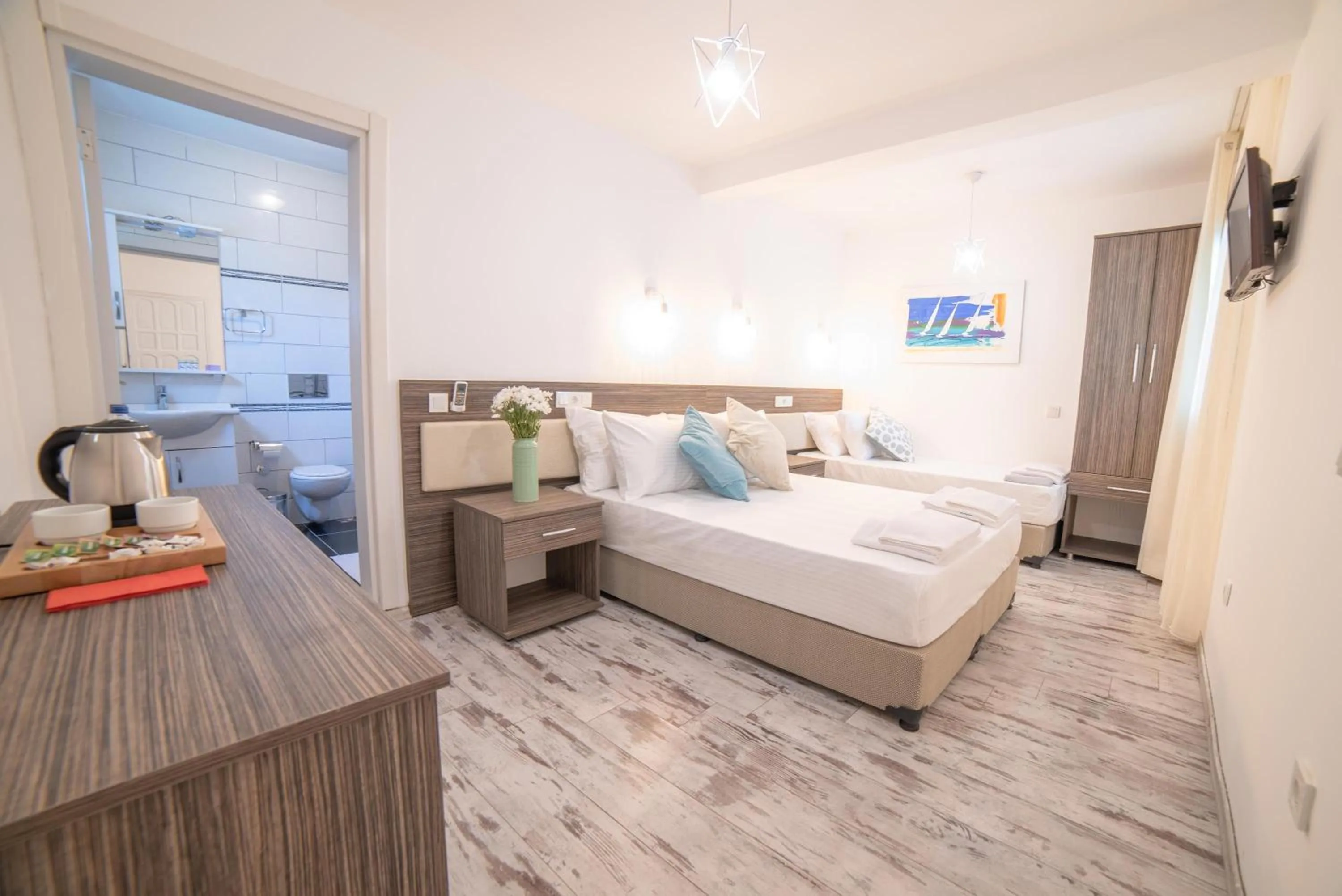 Photo of the whole room in Madda Hotel