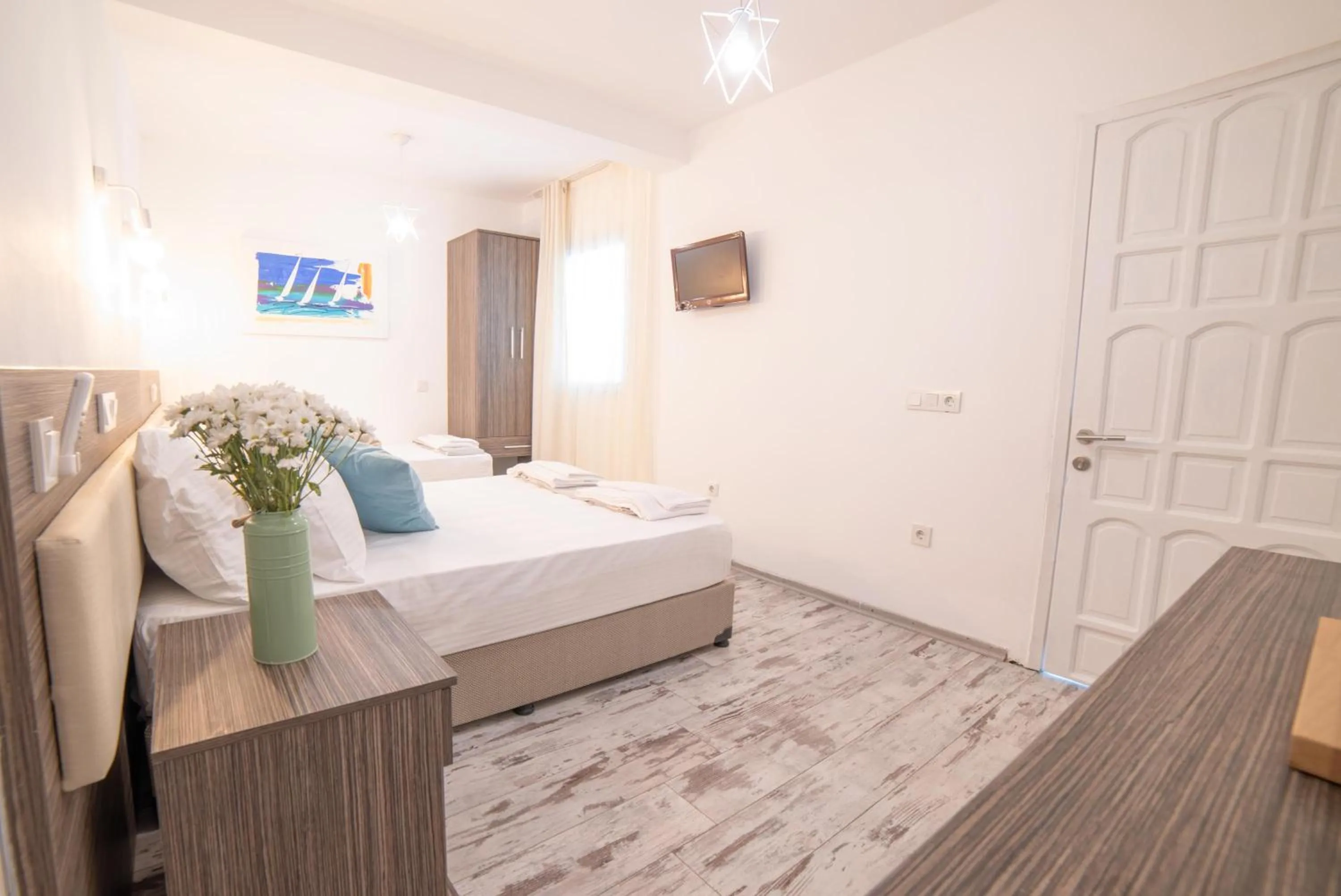 Photo of the whole room in Madda Hotel