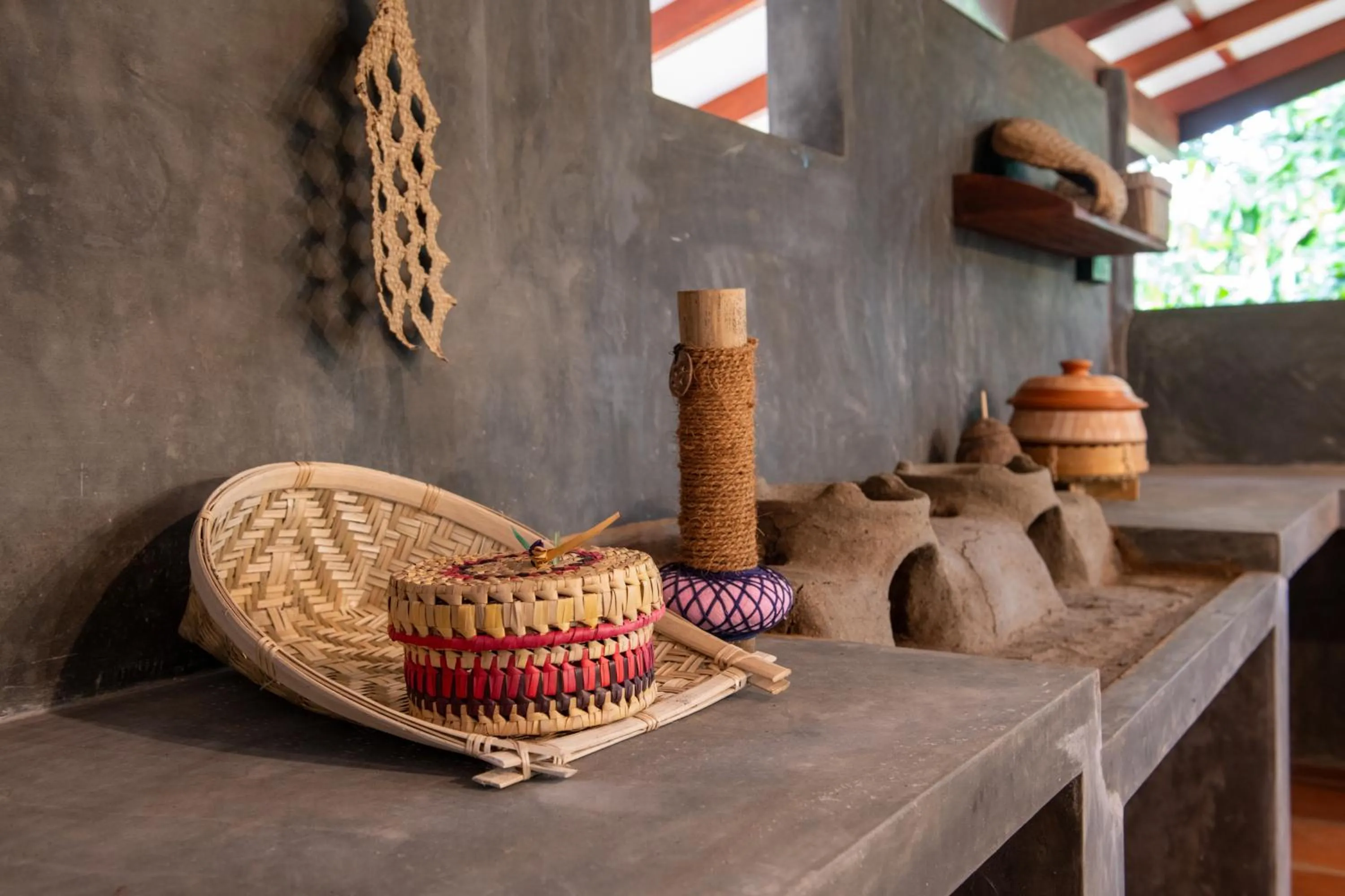 Communal kitchen in Ging Oya Lodge