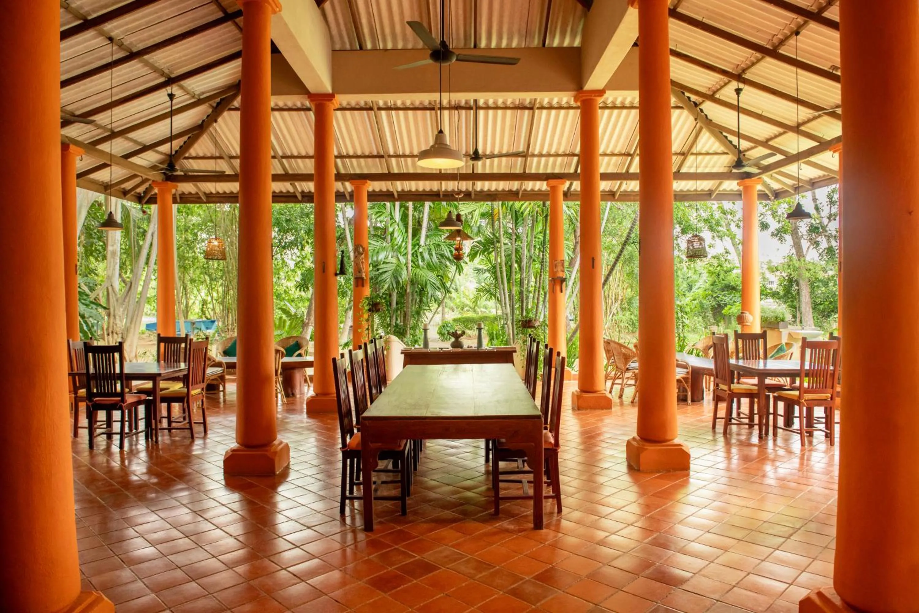 Restaurant/places to eat in Ging Oya Lodge