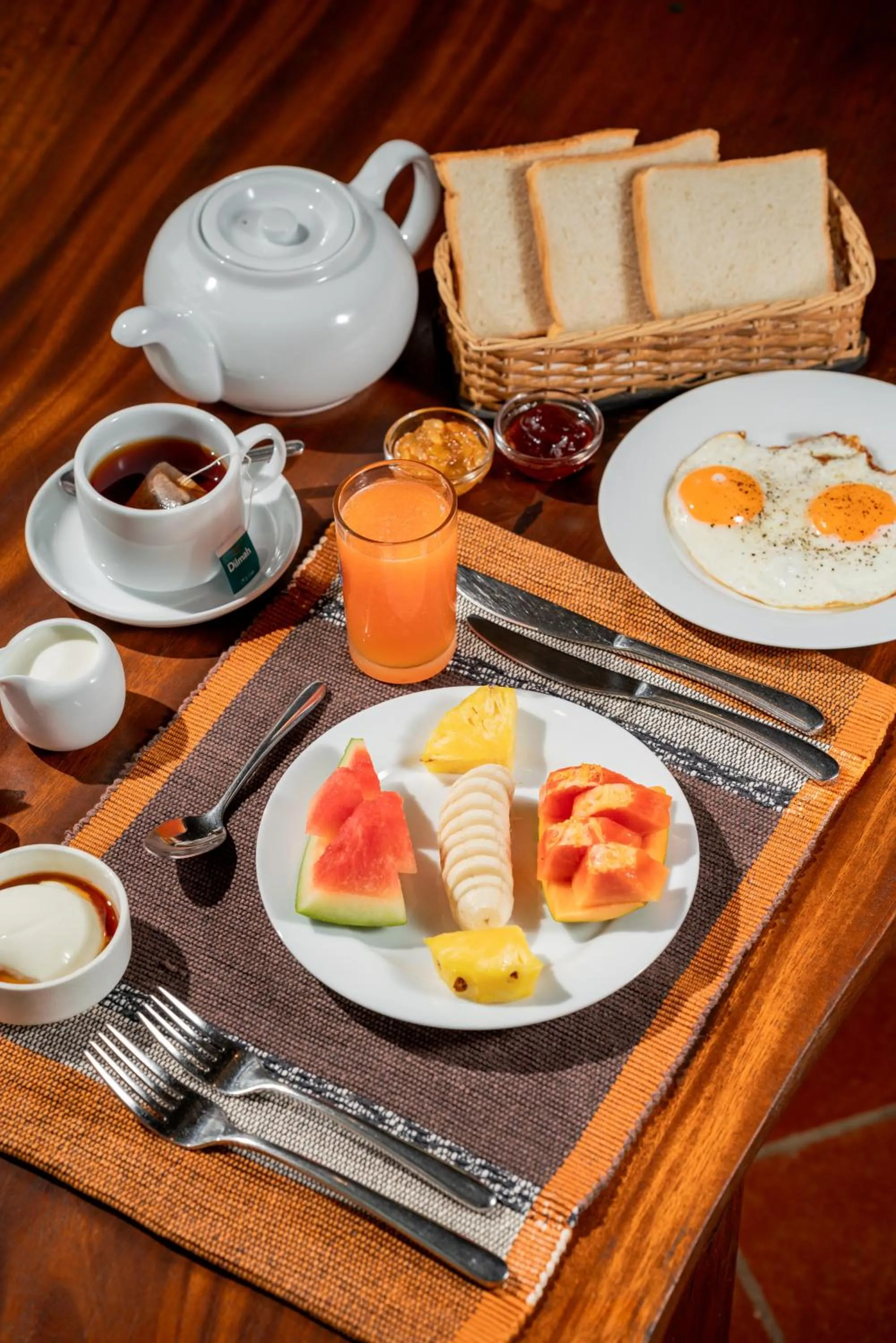 Food in Ging Oya Lodge