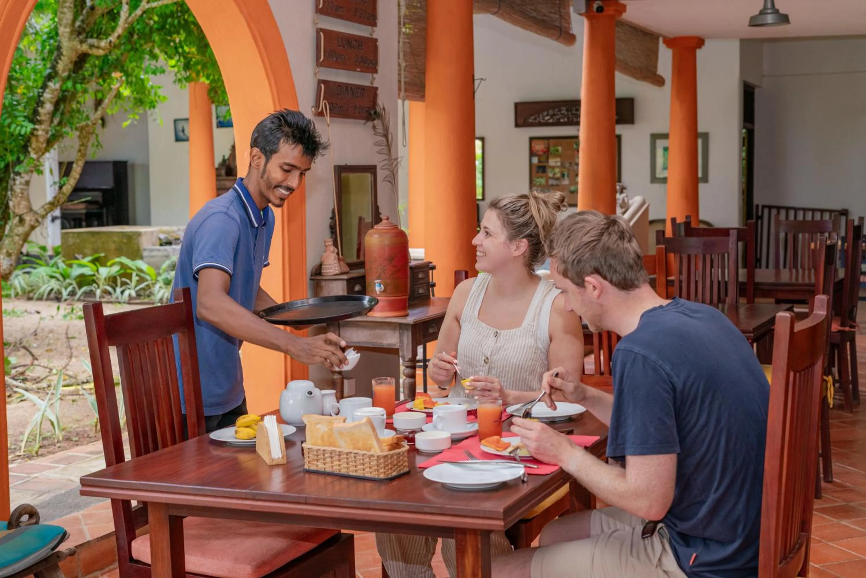 Restaurant/places to eat in Ging Oya Lodge