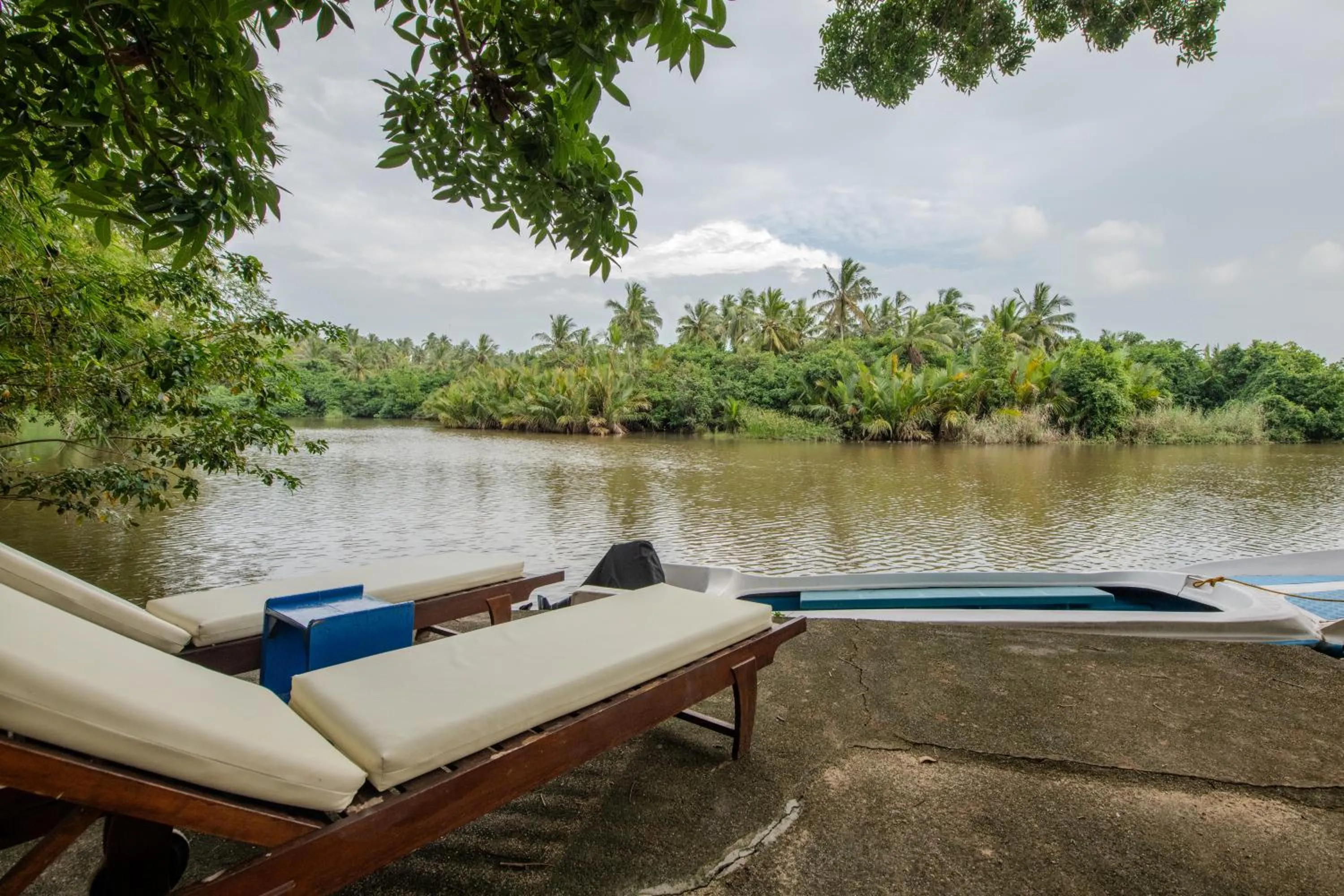 River view in Ging Oya Lodge