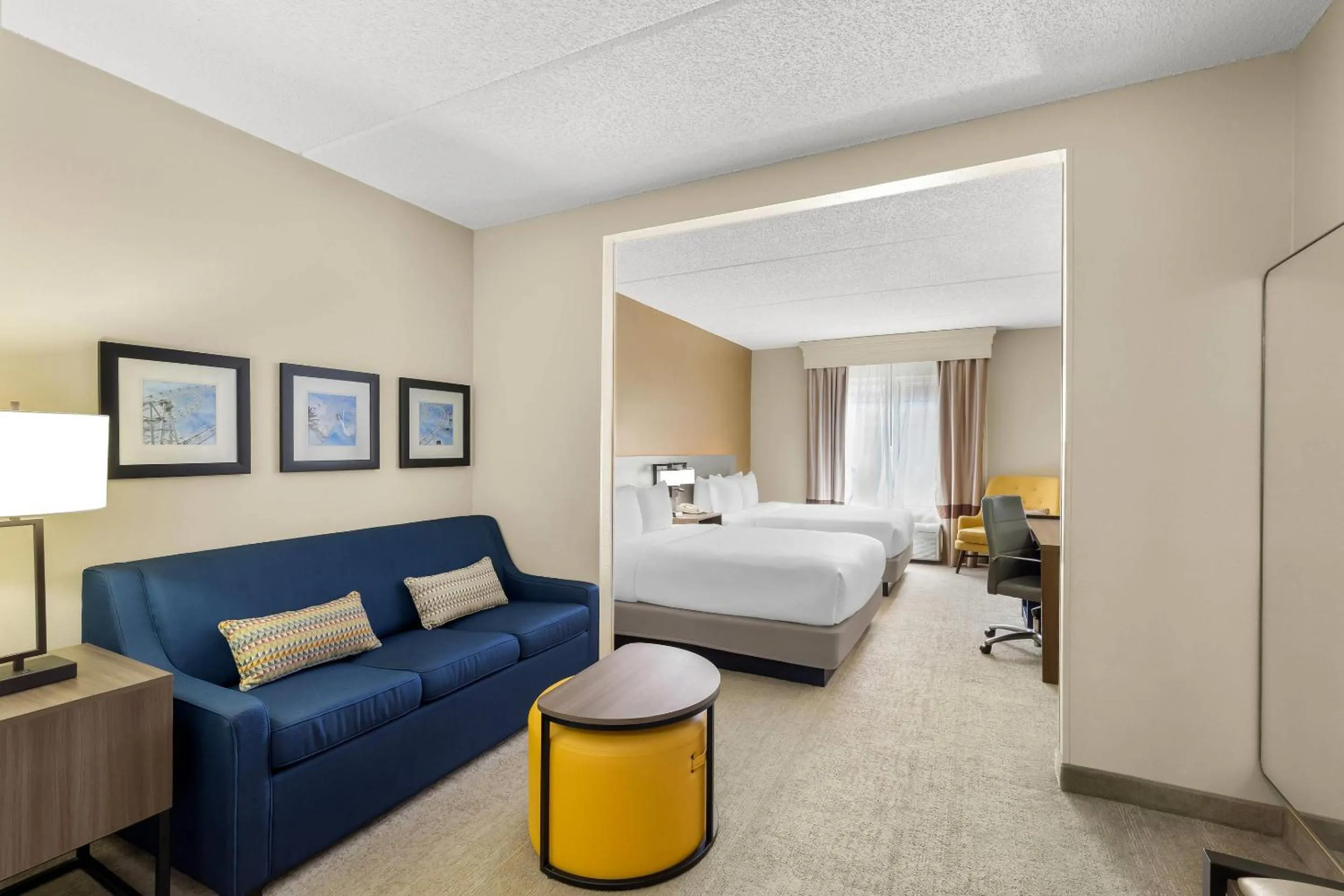 Bedroom, Bed in Comfort Suites Near Universal Orlando Resort