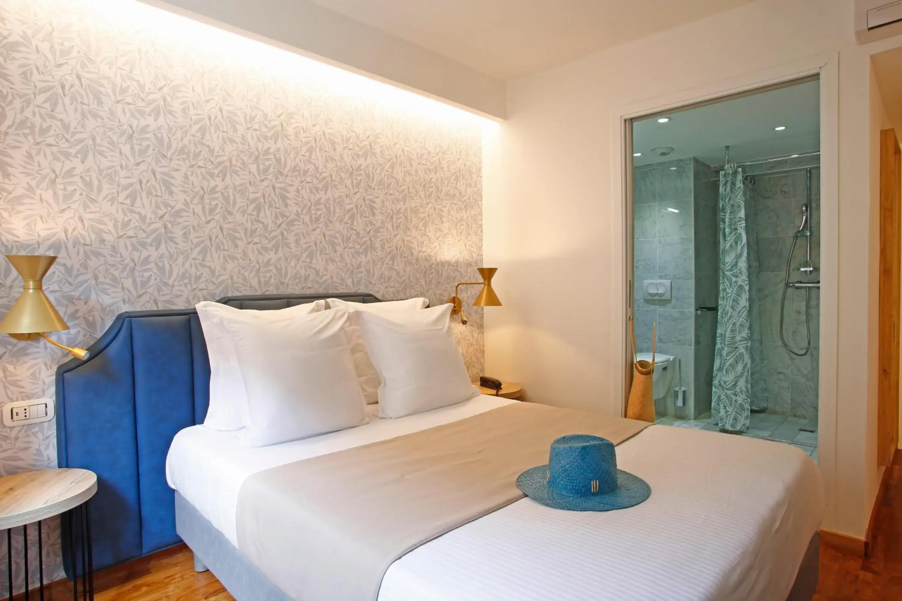 Double Room in Hotel Balanea Double Room in Hotel Balanea